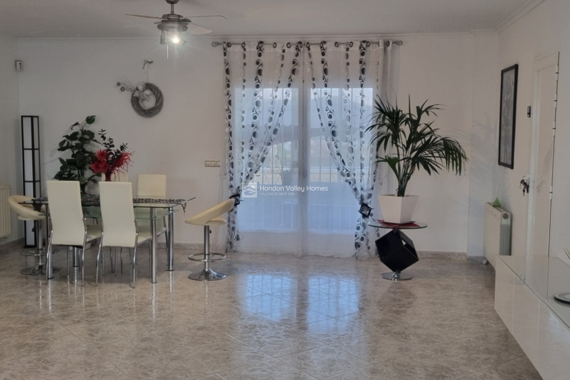 Herverkoop - Villa - Hondón de los Fráiles