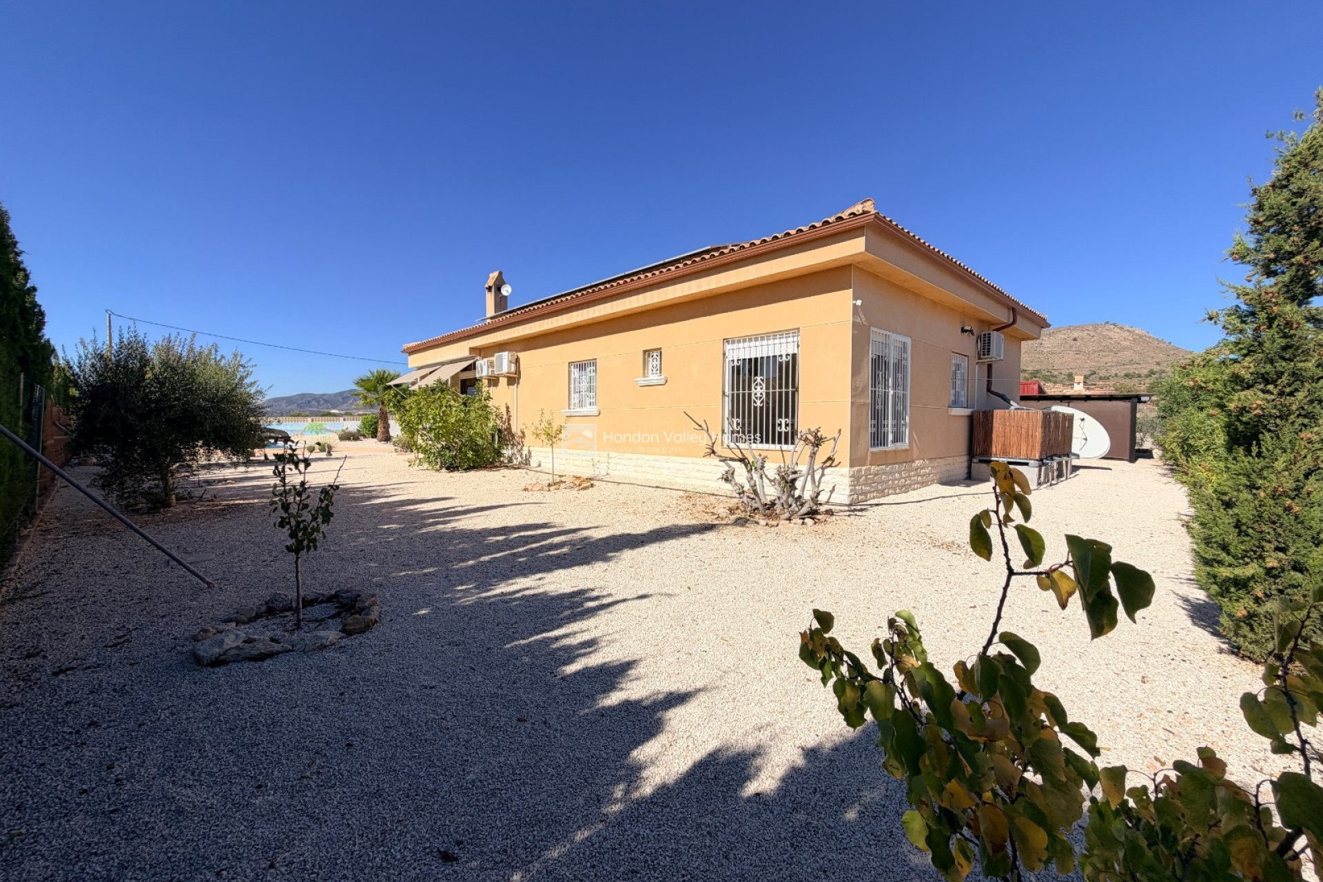 Herverkoop - Villa * - Macisvenda