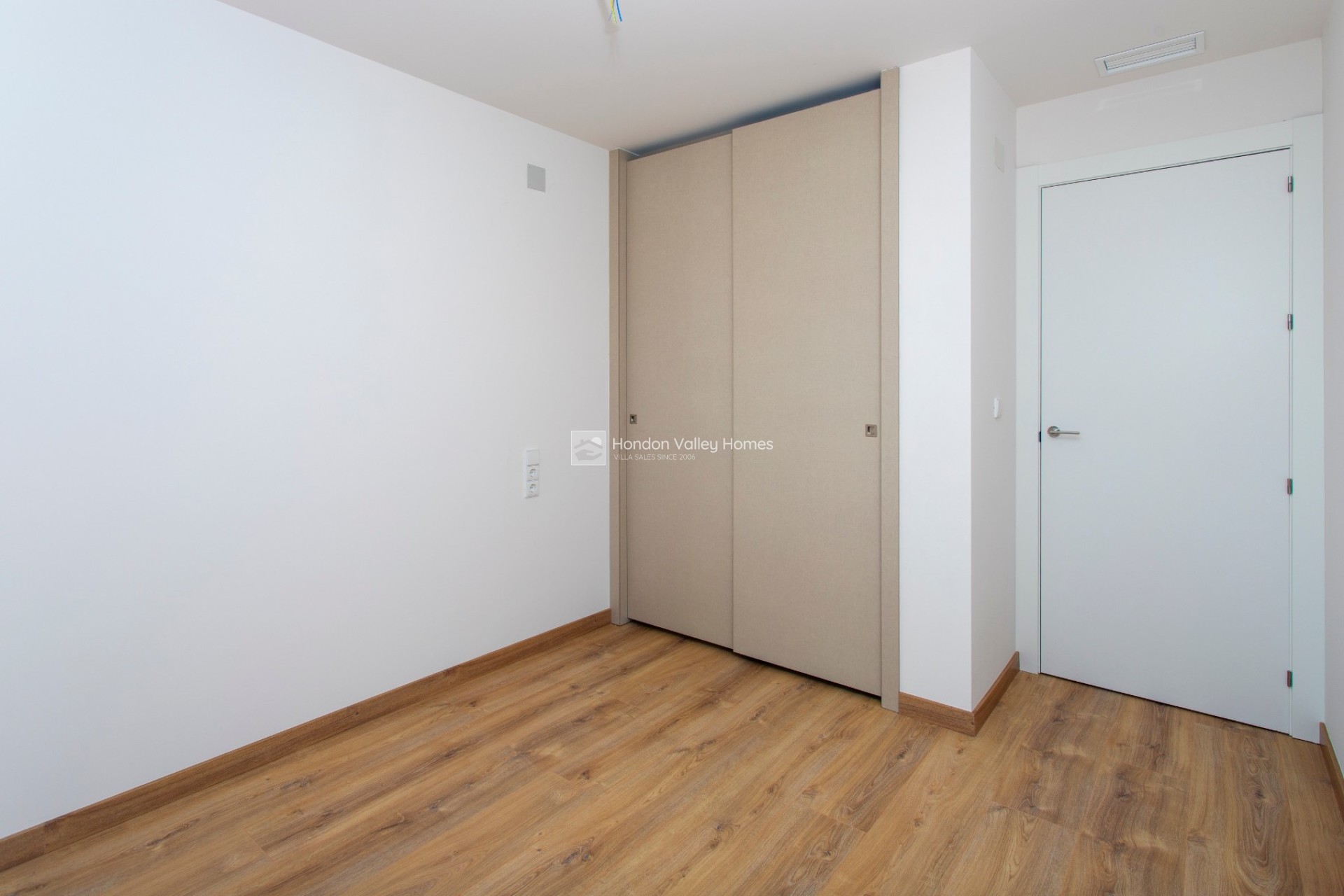 Neubau / In Entwicklung - Apartment - La Canalosa