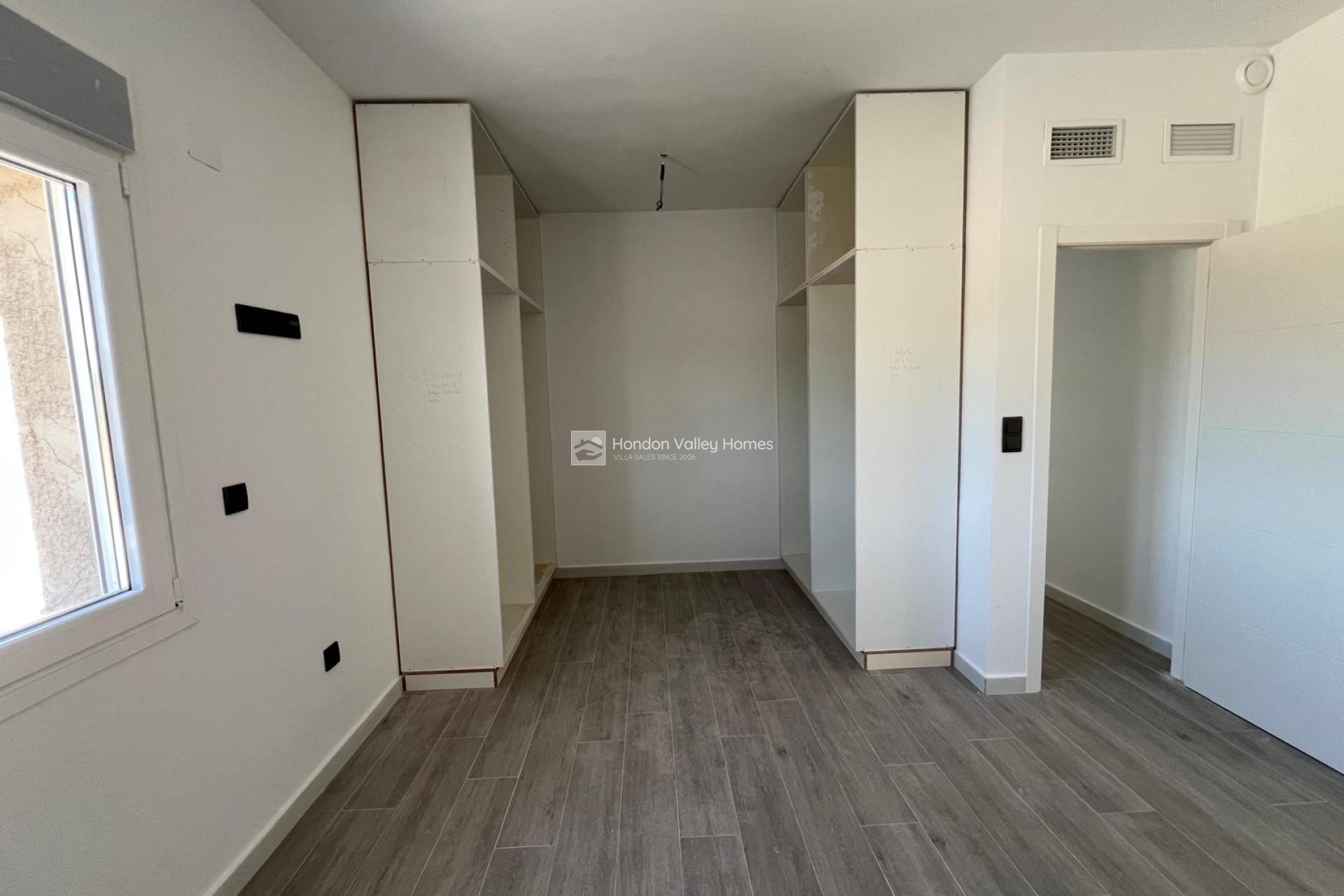 Neubau / In Entwicklung - Villa - Canada de la Lena