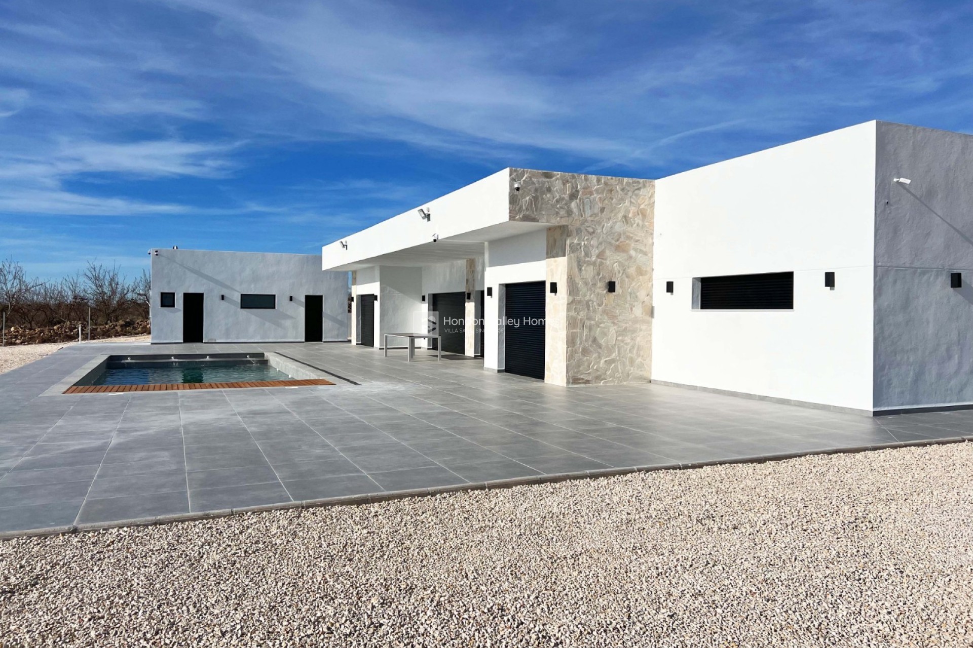 Neubau / In Entwicklung - Villa - La Romana