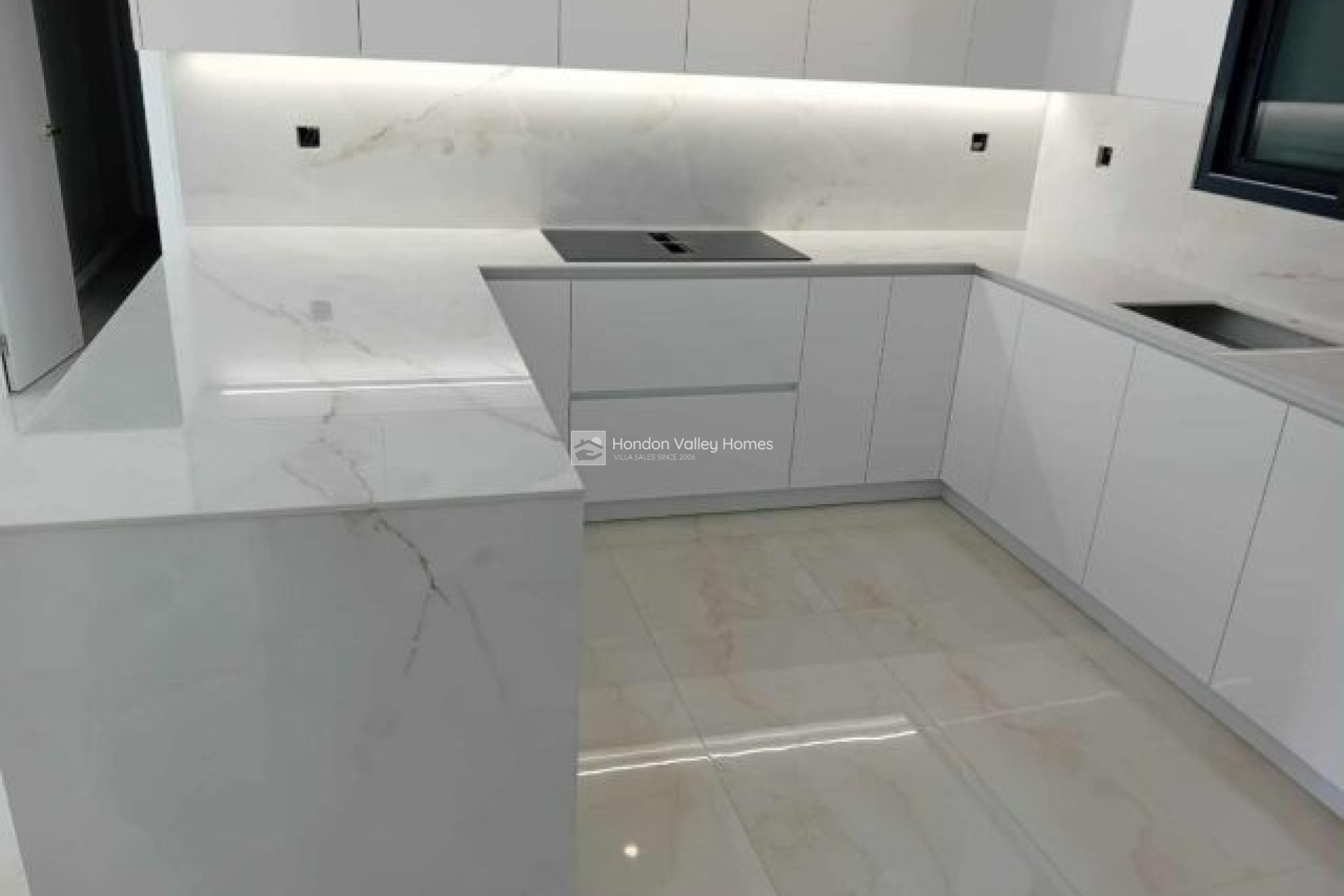 Neubau / In Entwicklung - Villa - La Romana