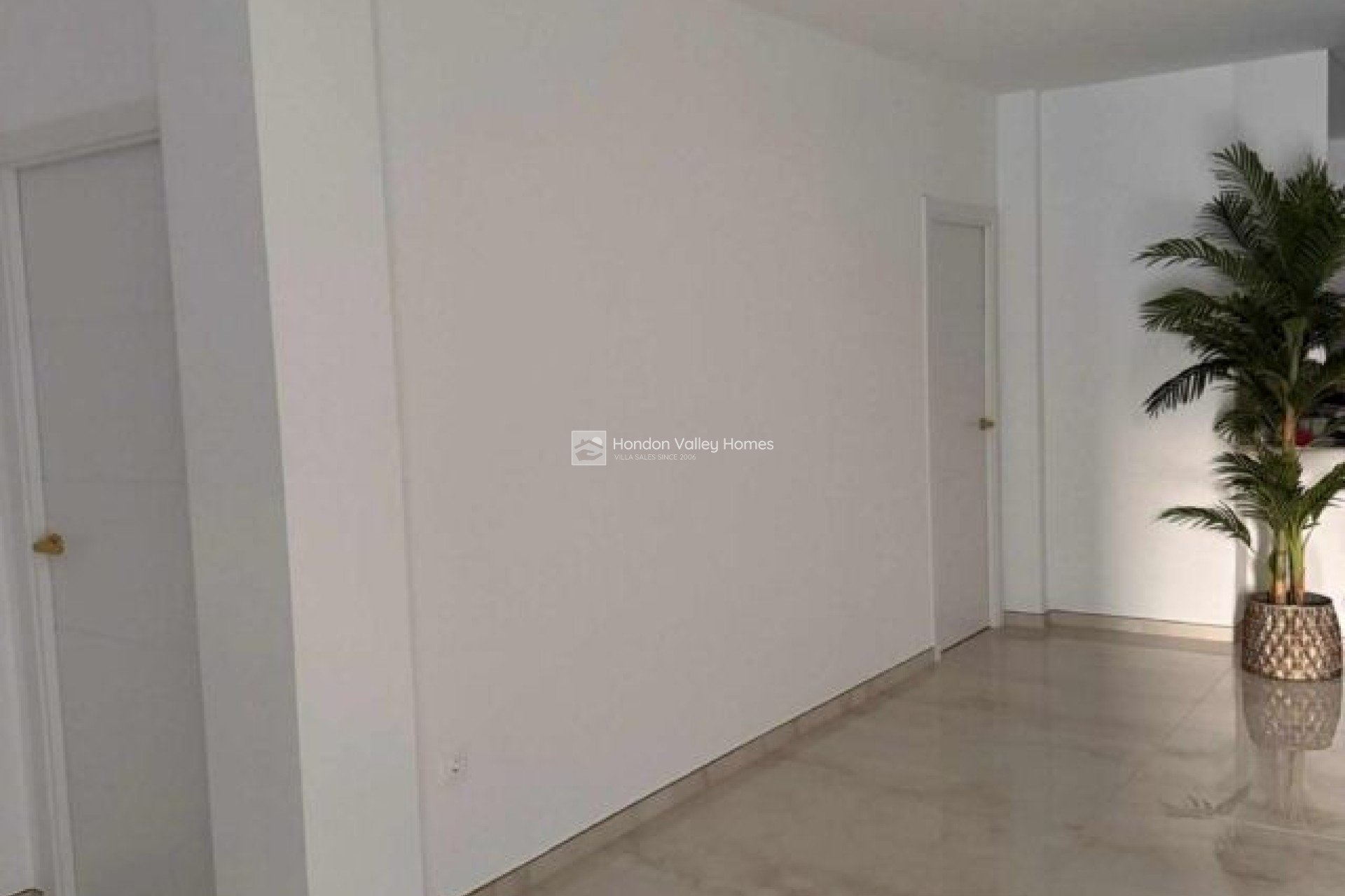 Neubau / In Entwicklung - Villa / Semi detached - La Romana