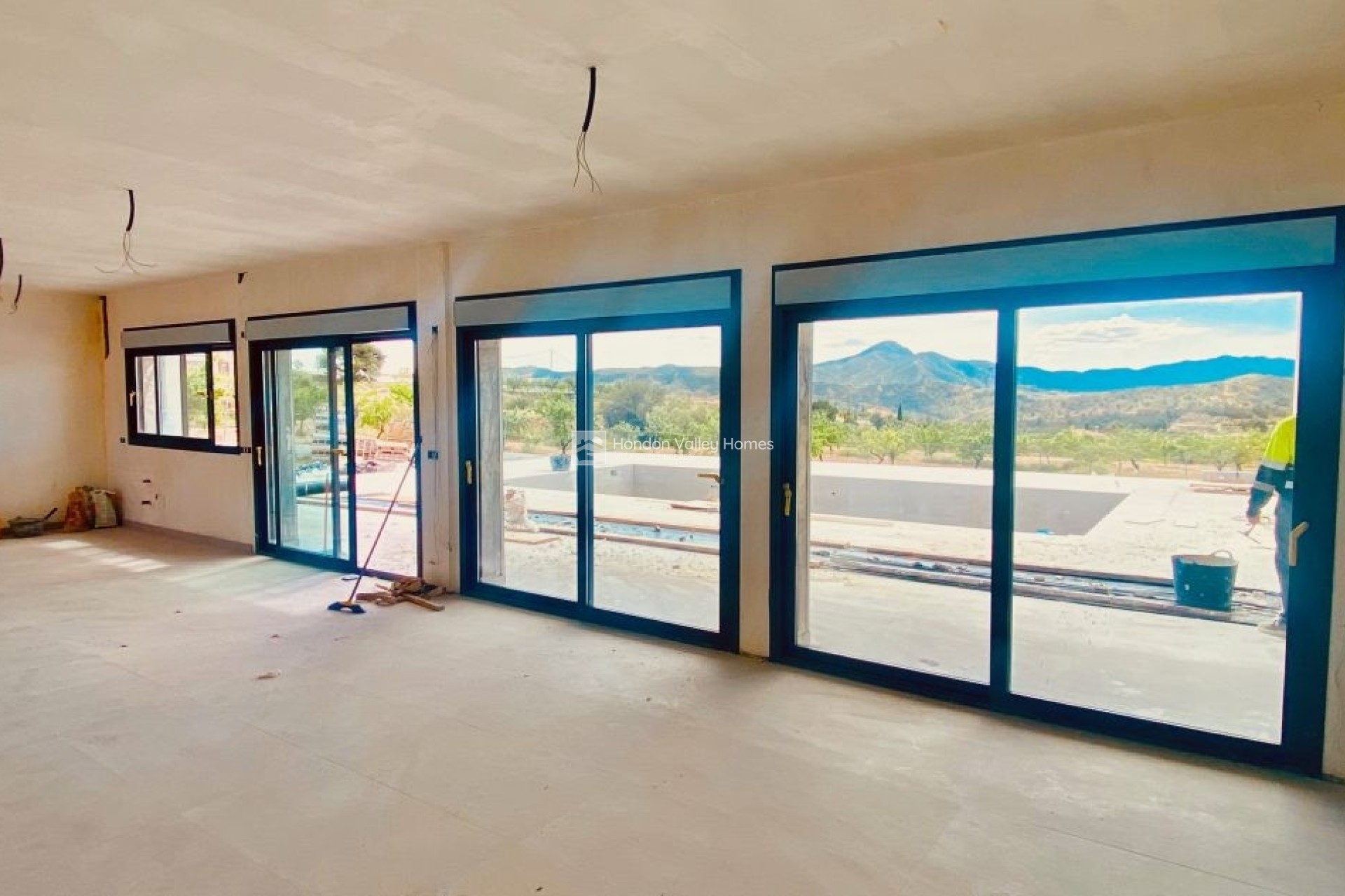 Neuf / En Projet - Villa - Detached - Macisvenda