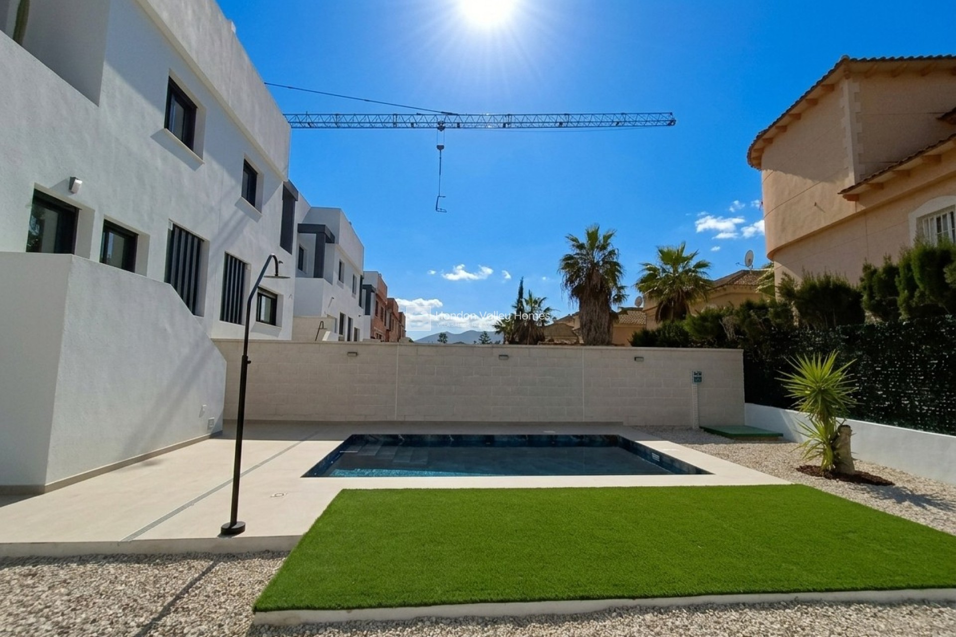 New Build / Off-Plan - Townhouse - Benferri