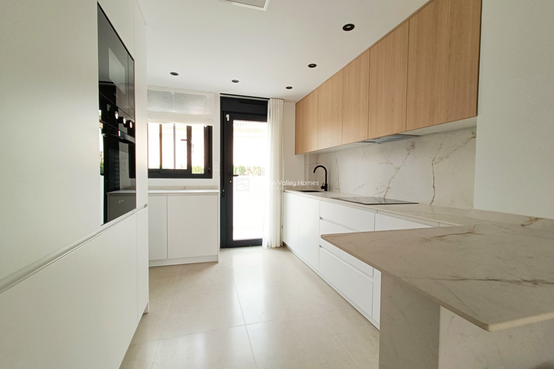 New Build / Off-Plan - Townhouse - Benferri