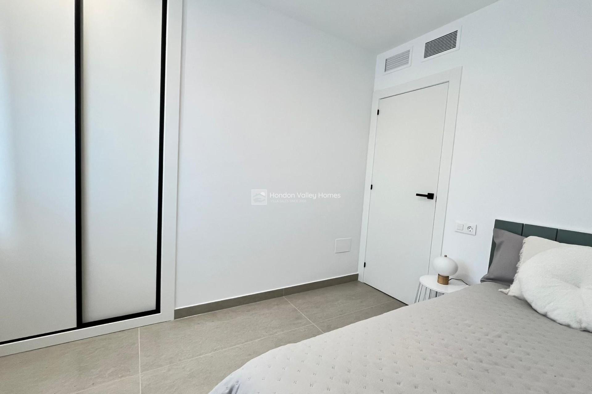 New Build / Off-Plan - Townhouse - Benferri