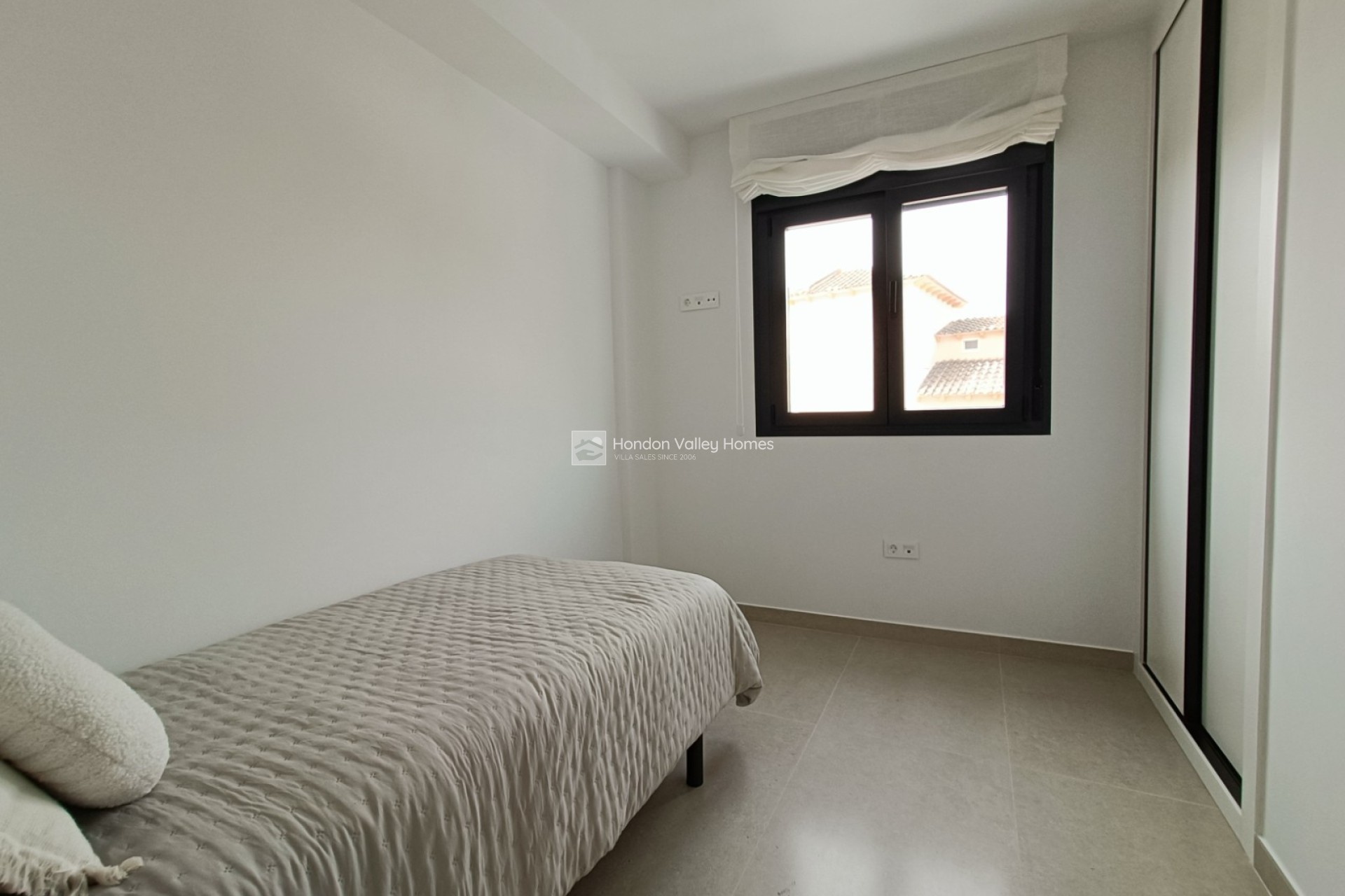 New Build / Off-Plan - Townhouse - Benferri