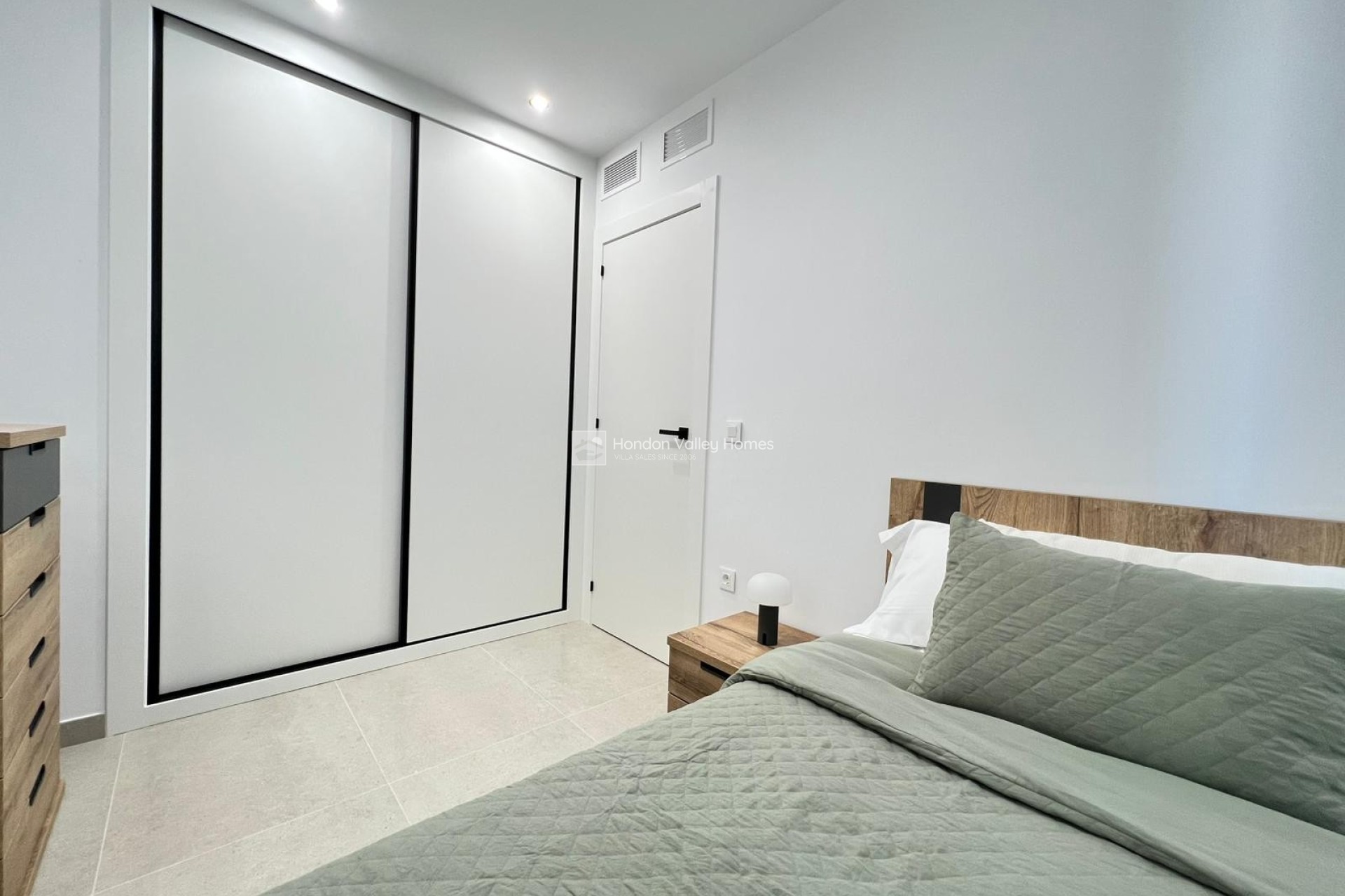 New Build / Off-Plan - Townhouse - Benferri