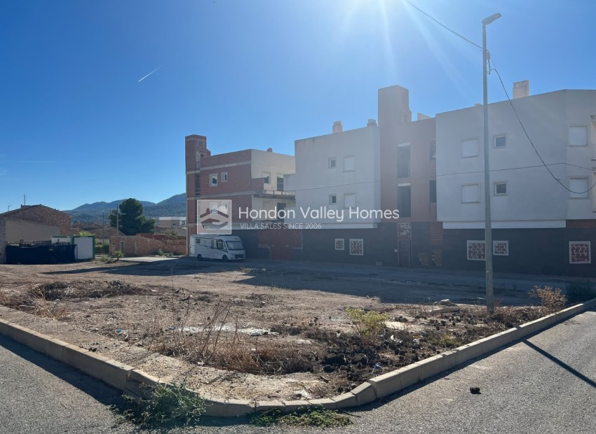 Obra Nueva / En Proyecto - Plot - Hondón de los Fráiles