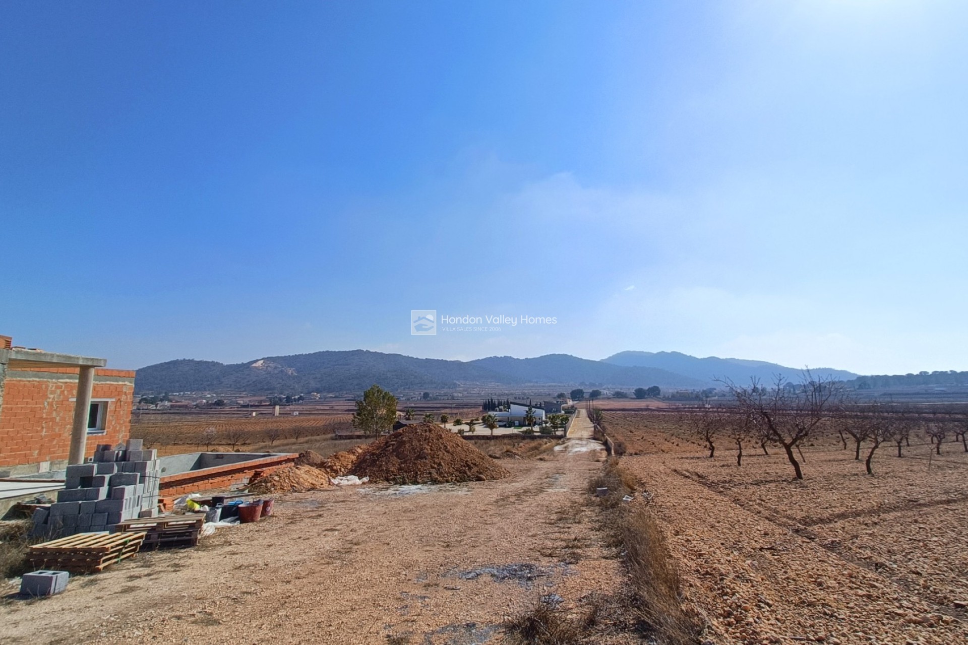 Obra Nueva / En Proyecto - Villa - Canada de la Lena