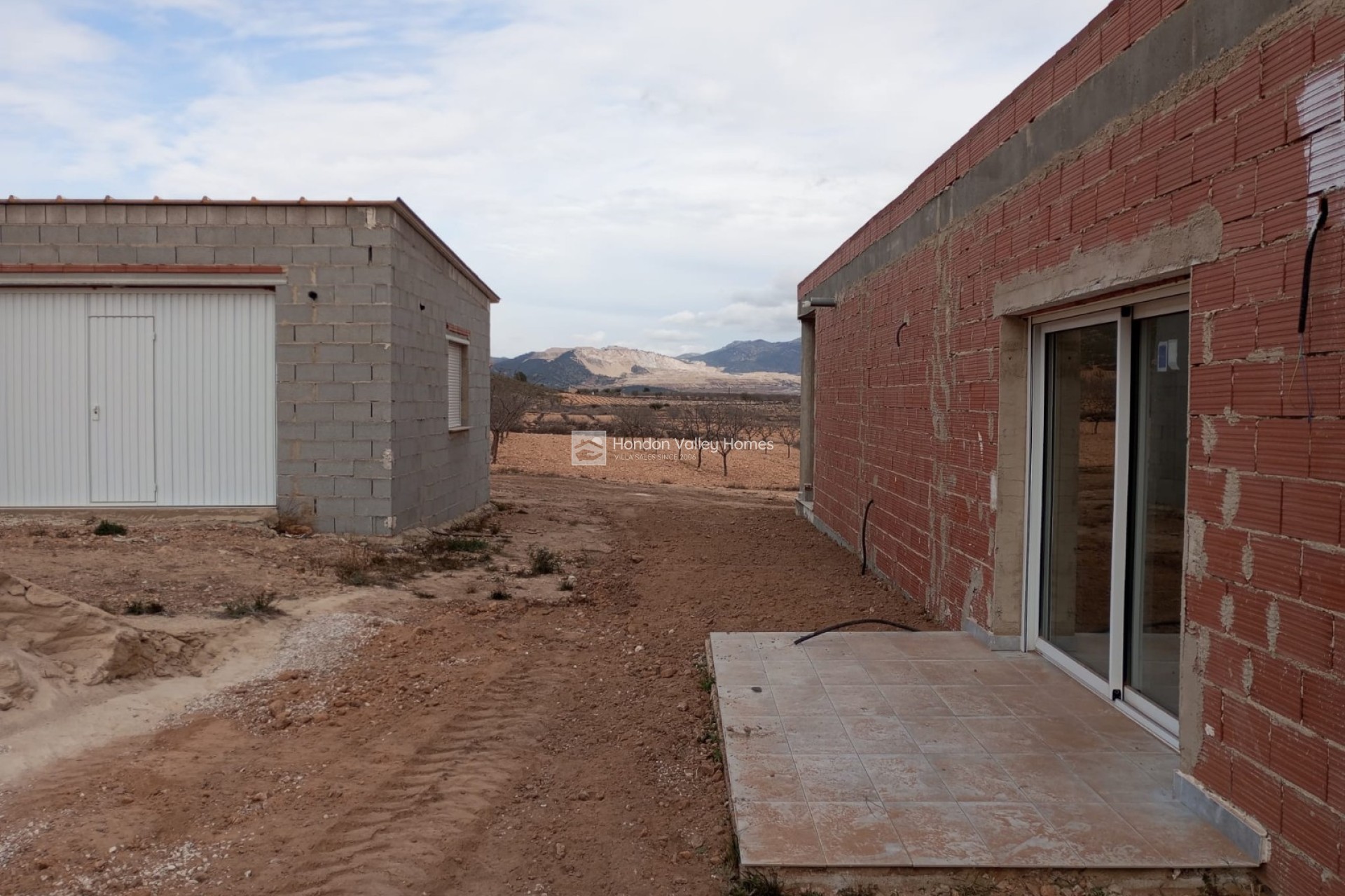 Obra Nueva / En Proyecto - Villa - Canada de la Lena