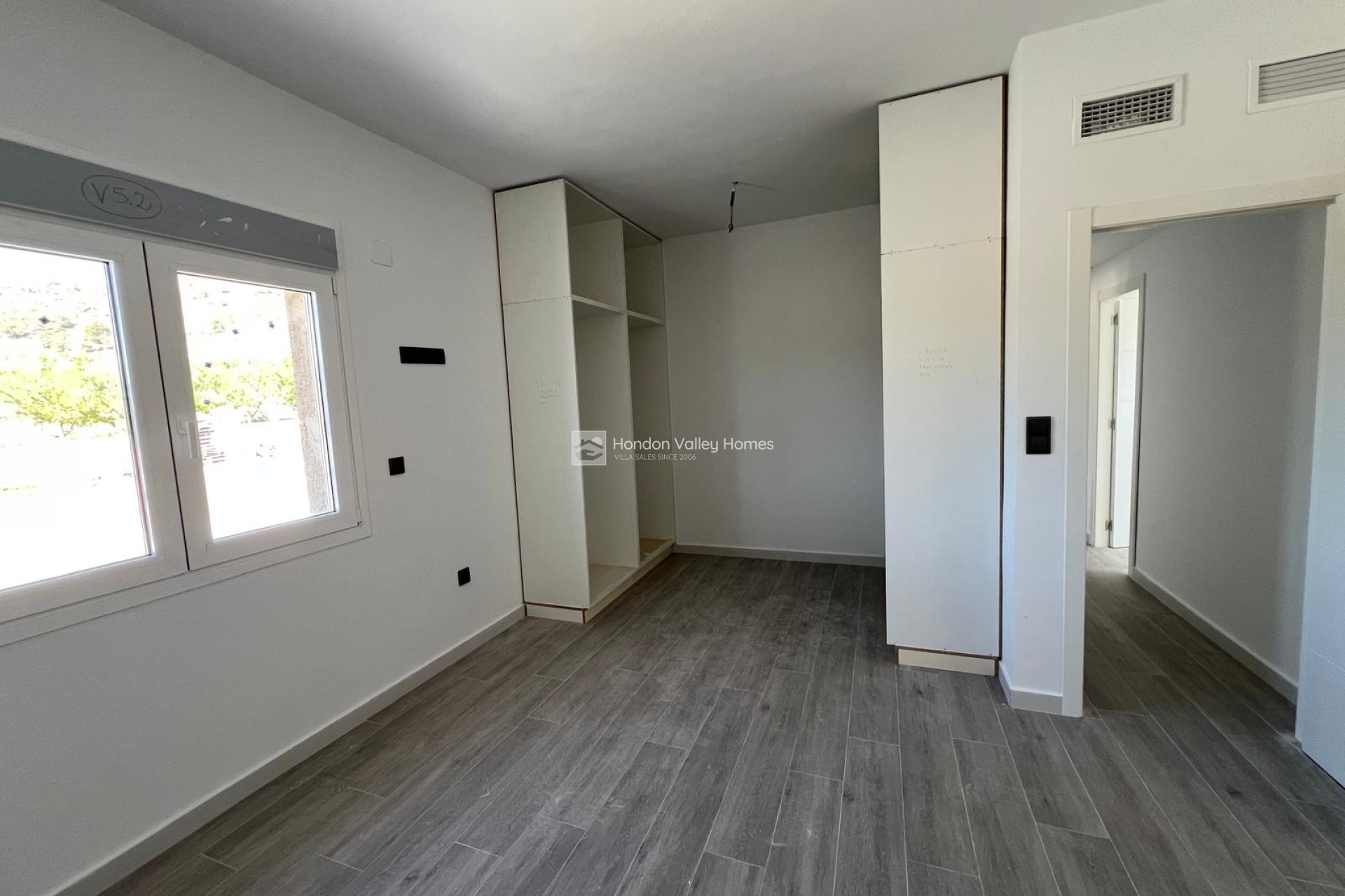 Obra Nueva / En Proyecto - Villa - Canada de la Lena
