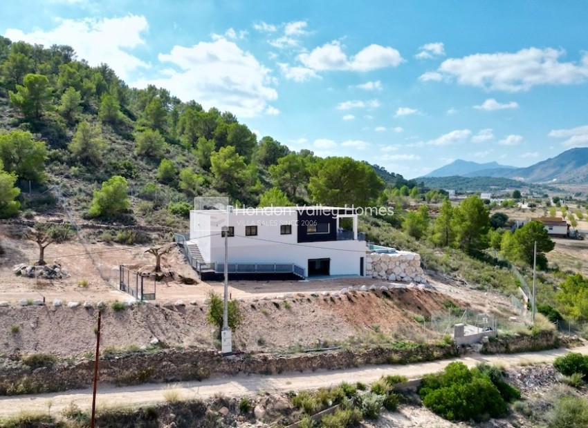 Obra Nueva / En Proyecto - Villa - Canada de la Lena