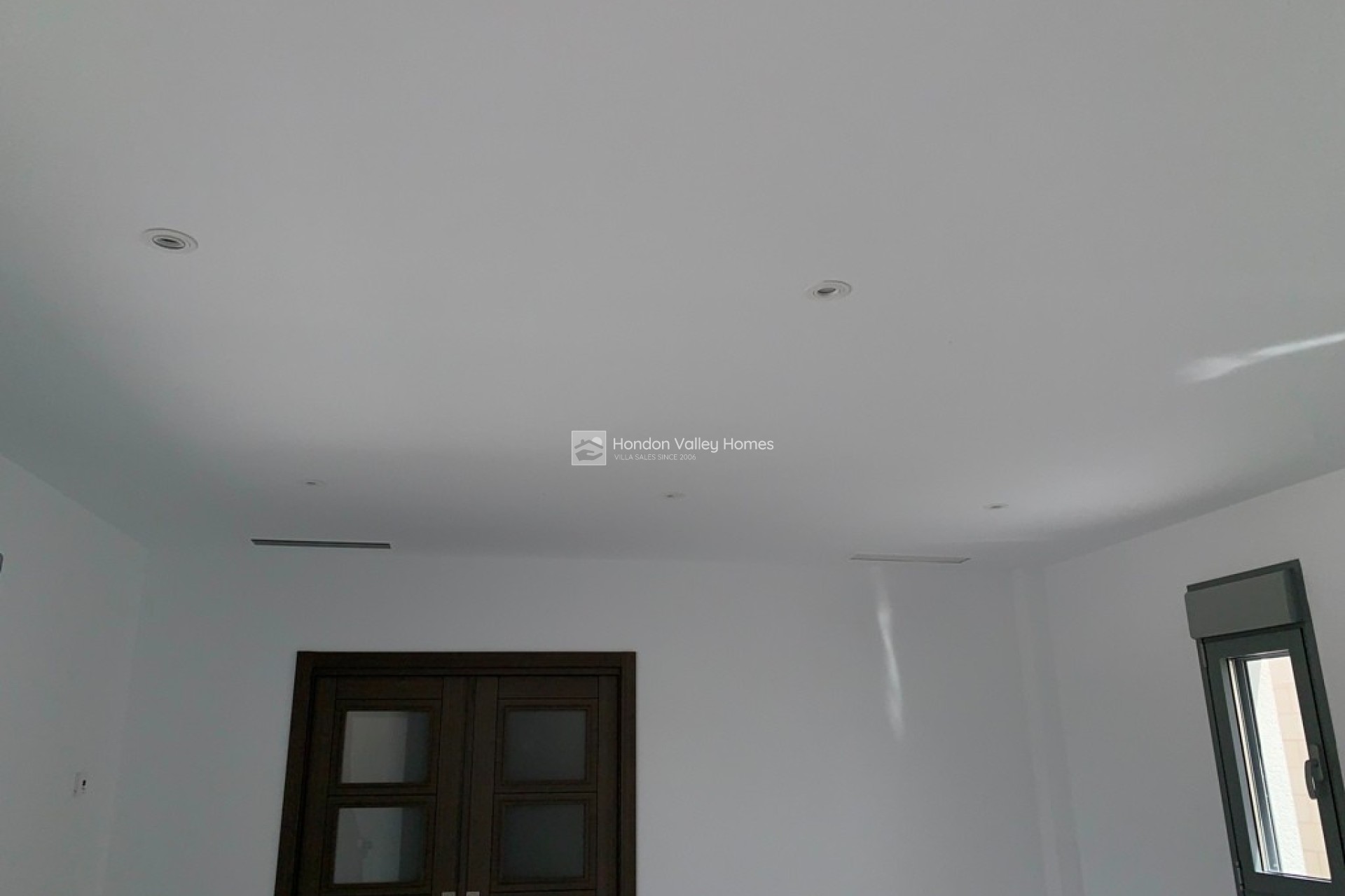 Obra Nueva / En Proyecto - Villa - Detached - Pinoso