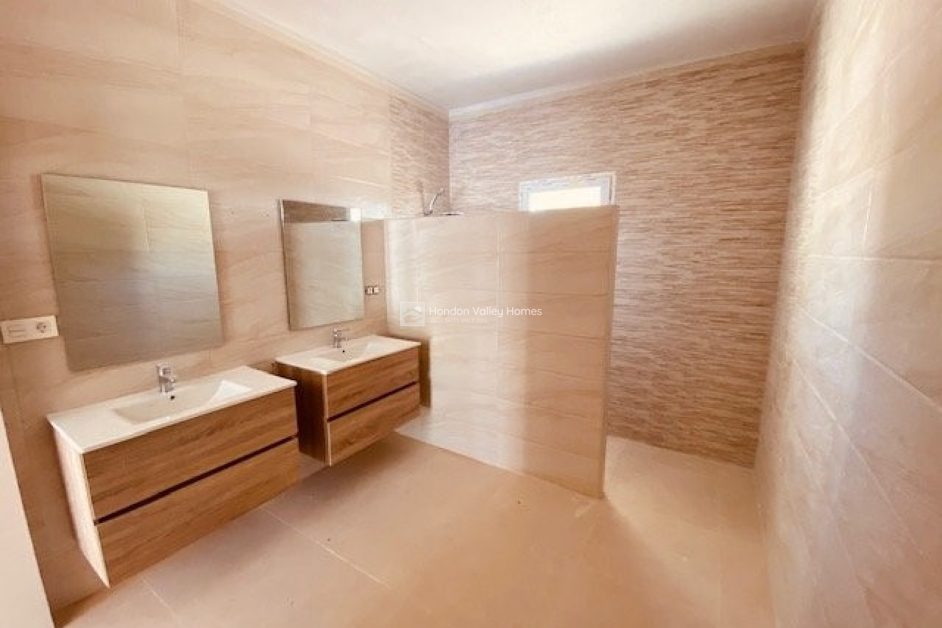 Obra Nueva / En Proyecto - Villa - Macisvenda