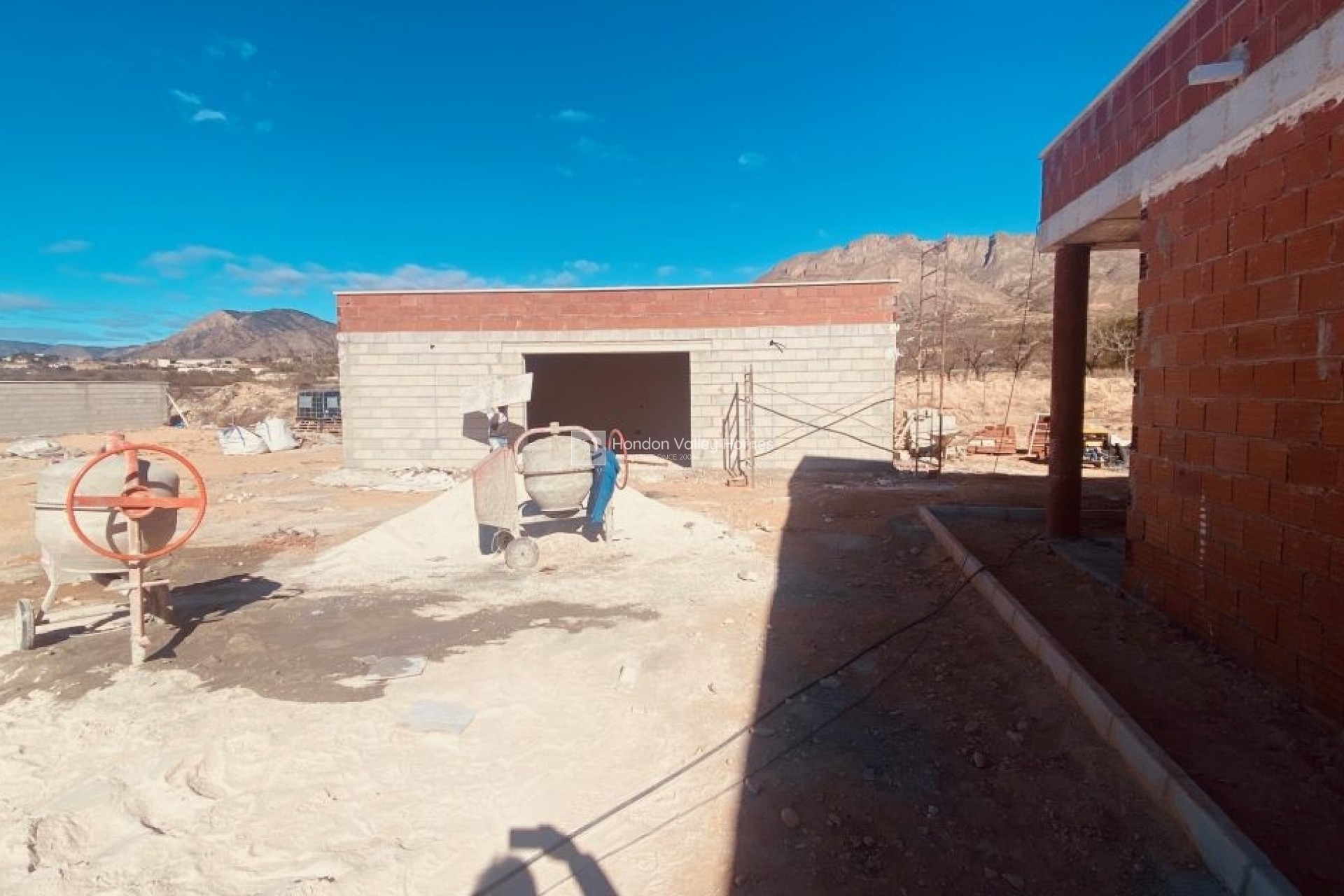 Obra Nueva / En Proyecto - Villa - Macisvenda