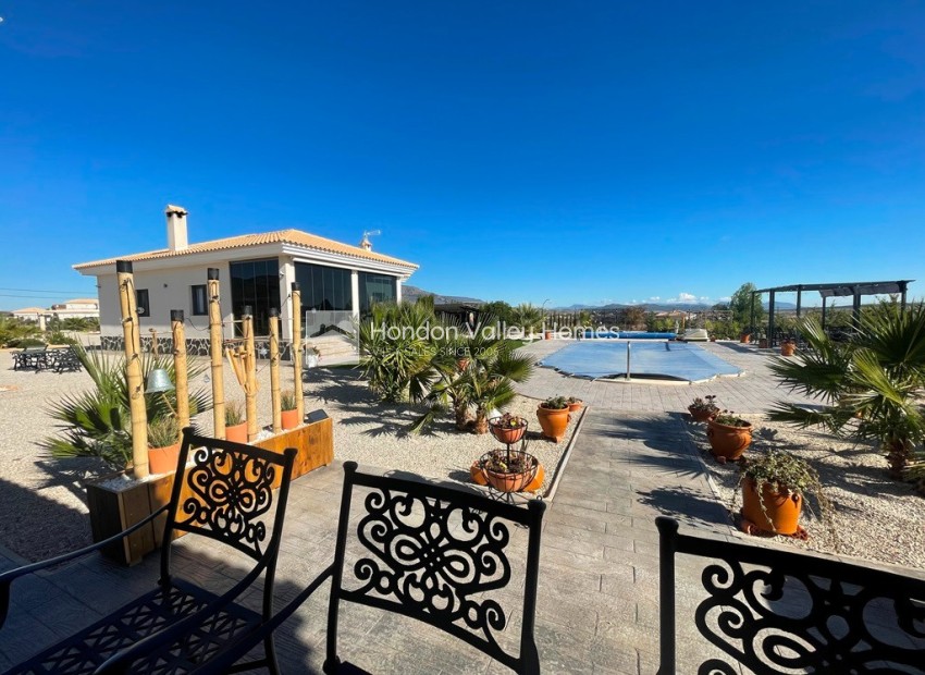 Obra Nueva / En Proyecto - Villa - Pinoso