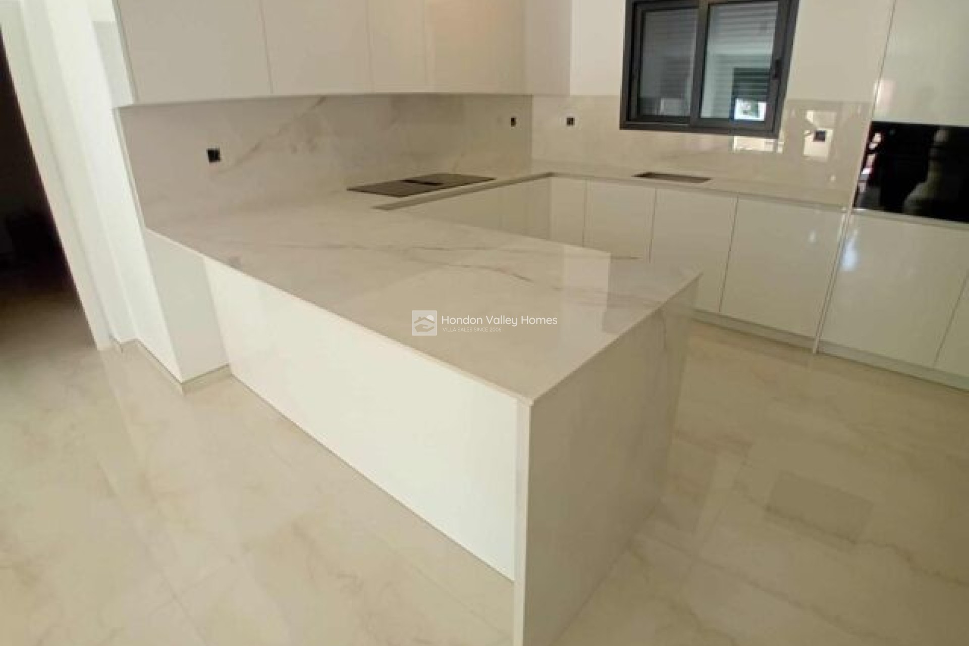 Obra Nueva / En Proyecto - Villa / Semi detached - La Romana