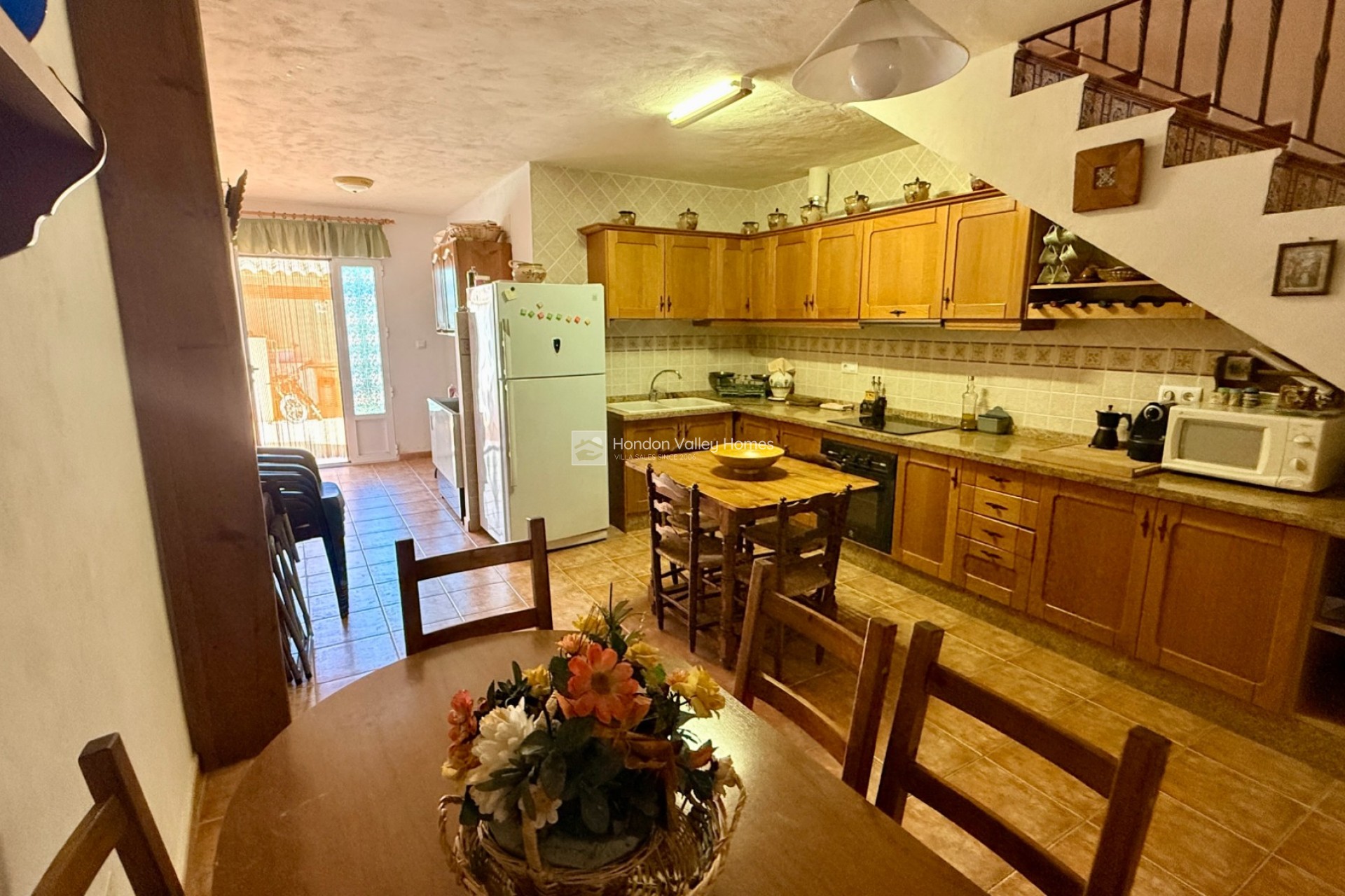 Resale - 2. Town house - El Canton