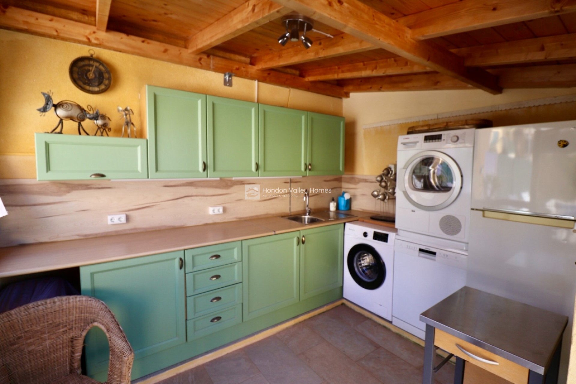 Resale - 4. House - Detached Villa - Fortuna