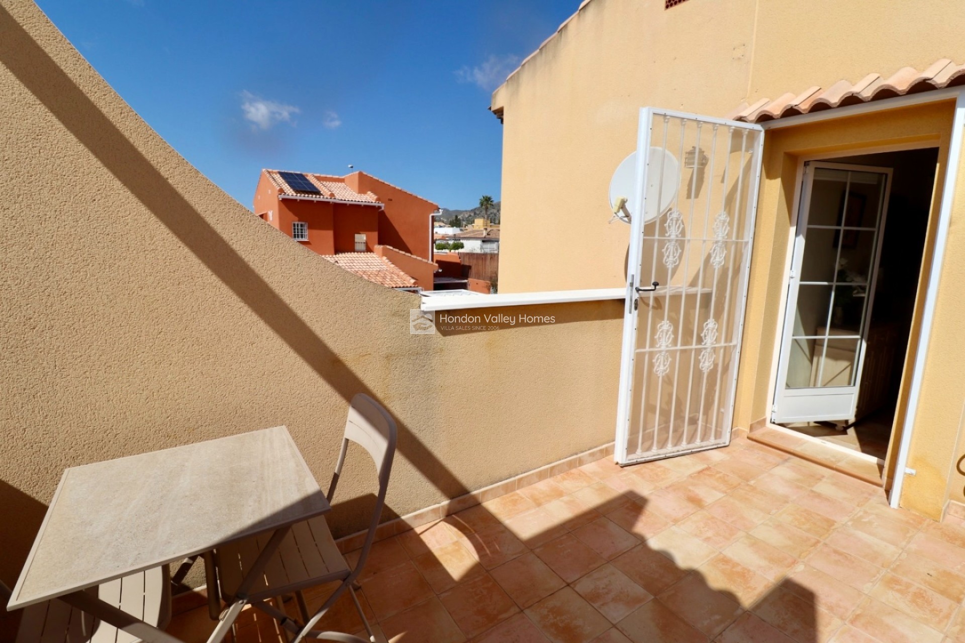 Resale - 4. House - Detached Villa - Fortuna
