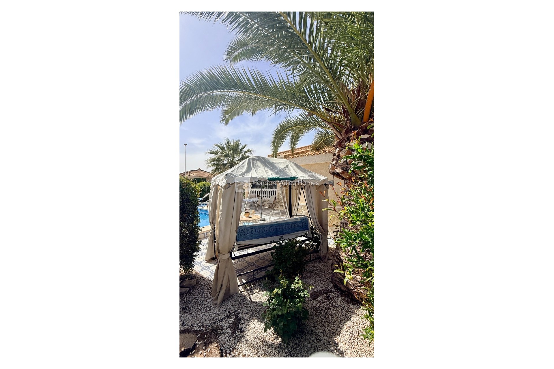 Resale - 4. House - Detached Villa - Hondón de las Nieves