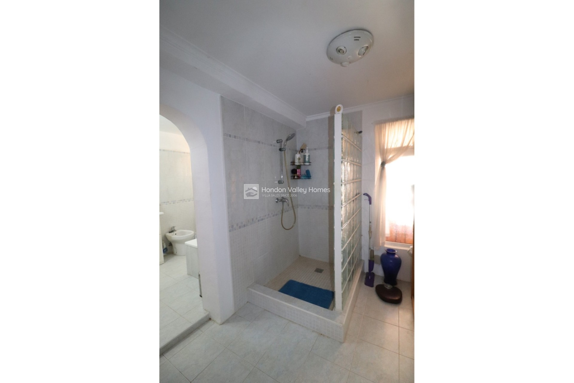 Resale - 5. Finca / Country Property - Hondón de las Nieves