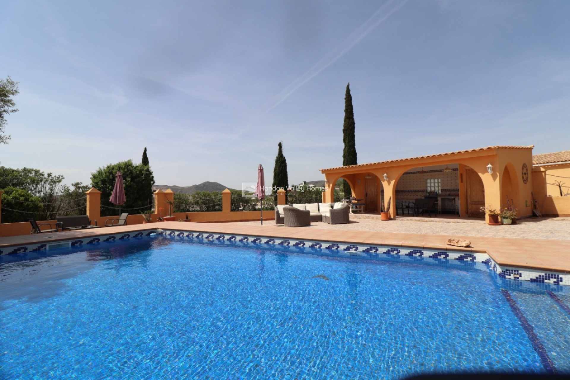 Resale - 5. Finca / Country Property - Hondón de las Nieves