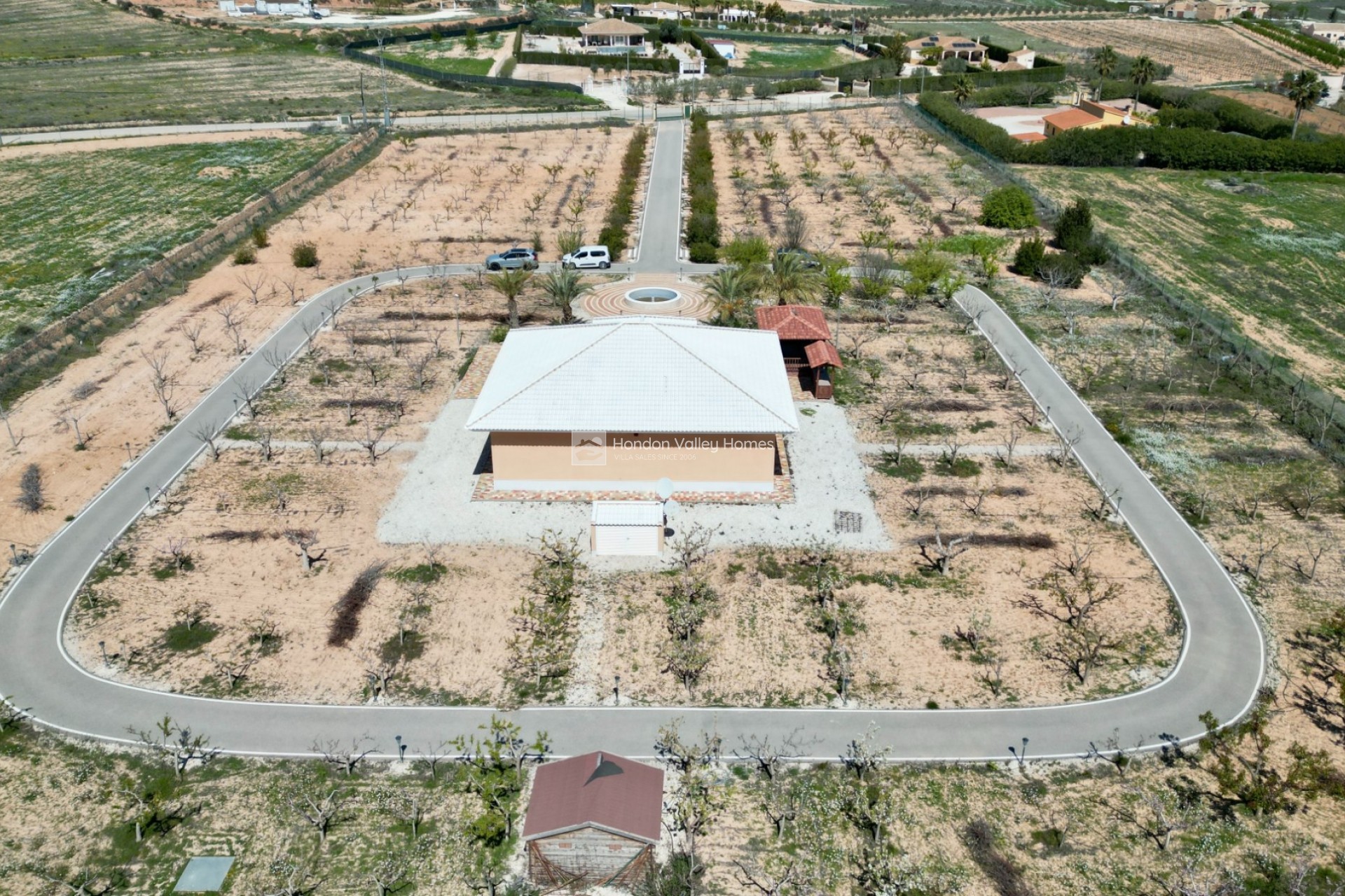 Resale - 5. Finca / Country Property - Pinoso