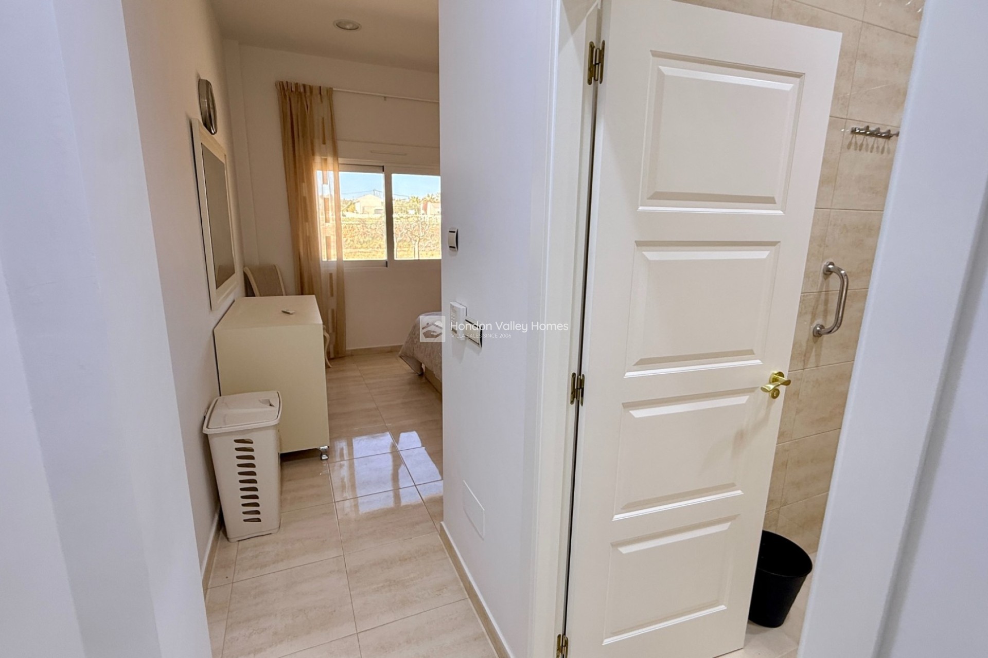 Resale - 5. Finca / Country Property - Pinoso