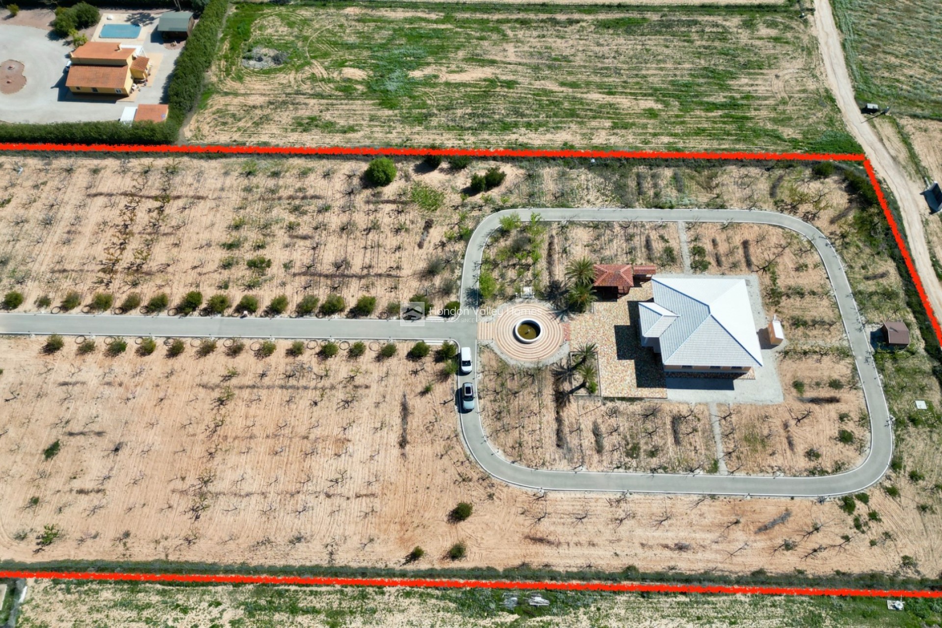 Resale - 5. Finca / Country Property - Pinoso