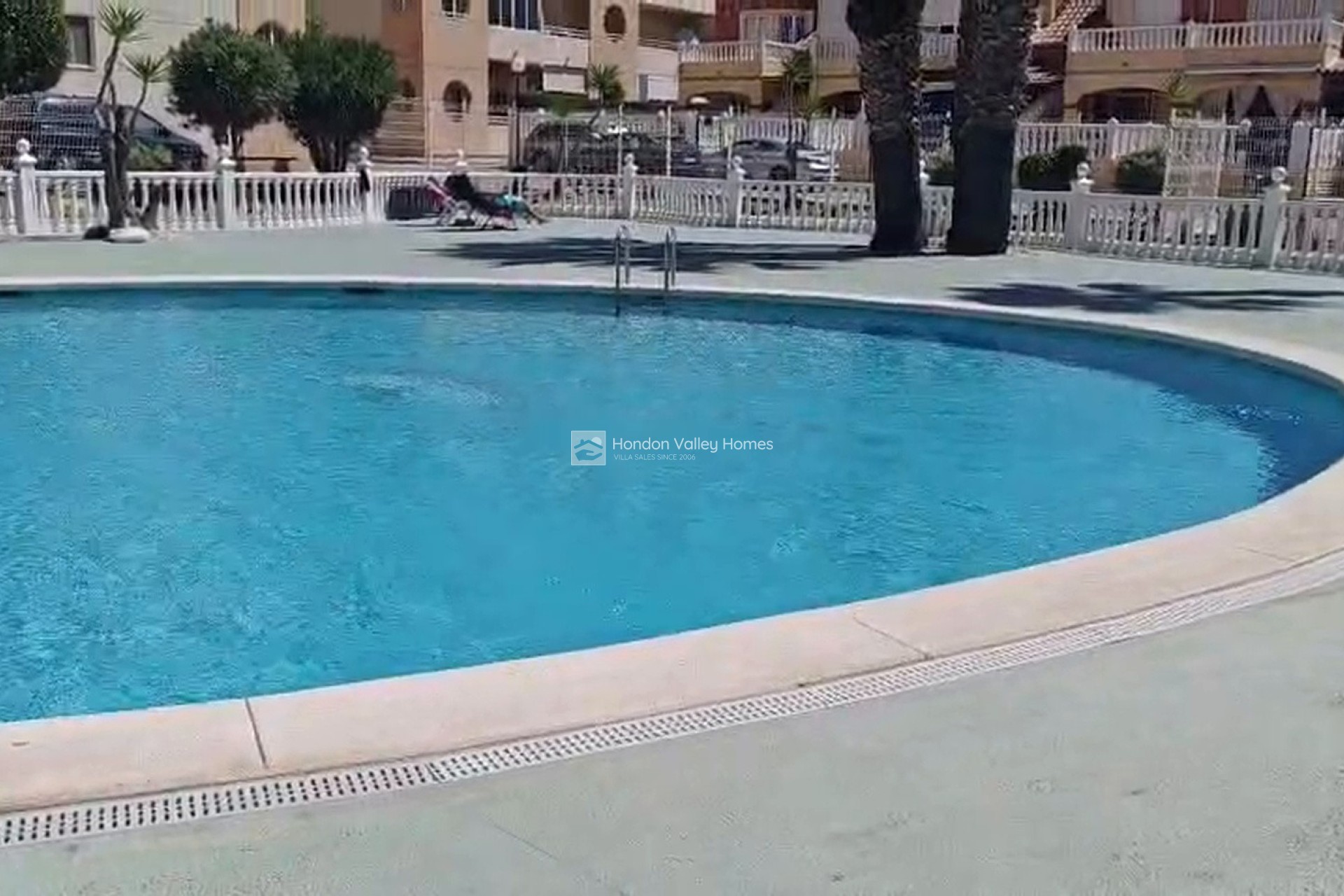 Resale - Apartment - flat - La Siesta