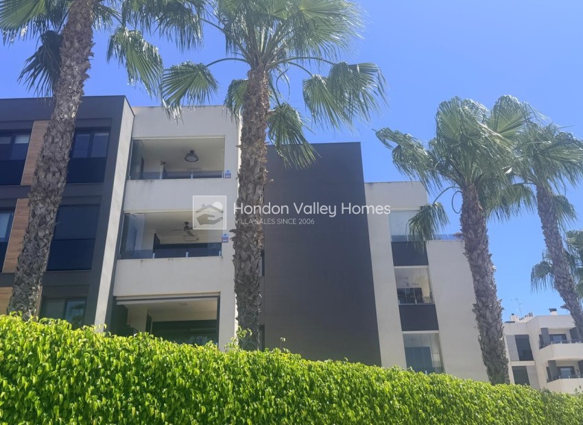 Resale - Apartment / flat - Los Altos - Torrevieja