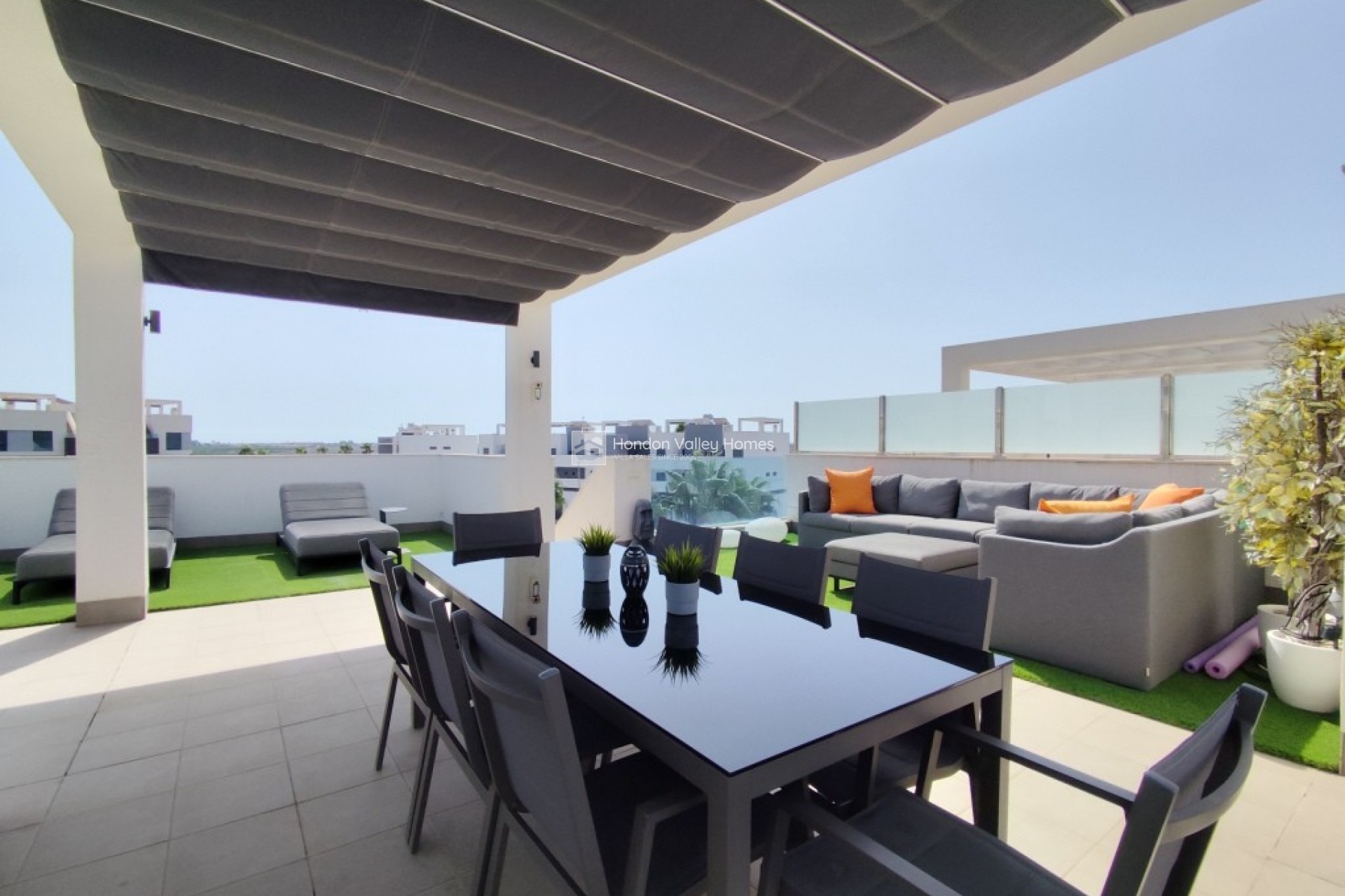 Resale - Apartment - Unknown