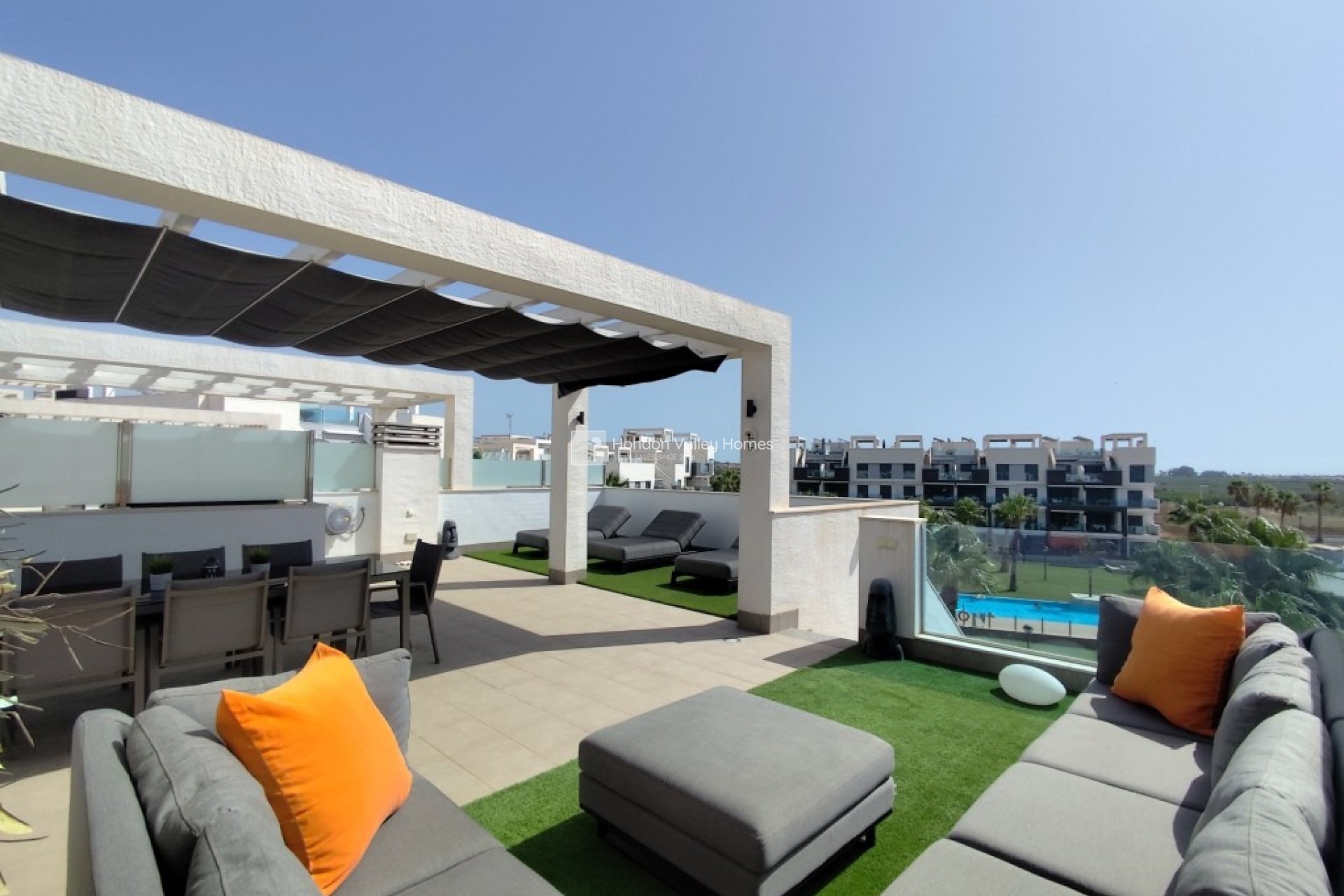 Resale - Apartment - Unknown