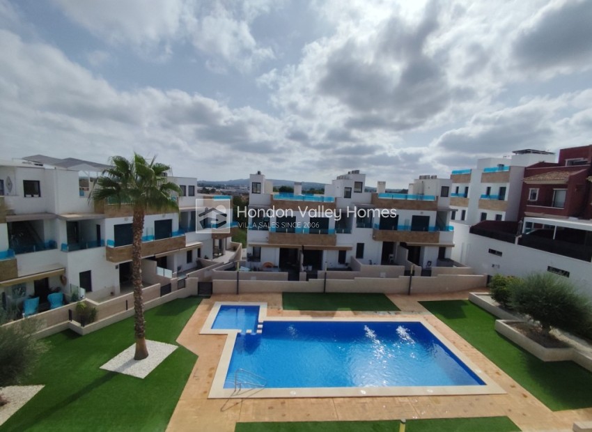 Resale - Apartment - Unknown