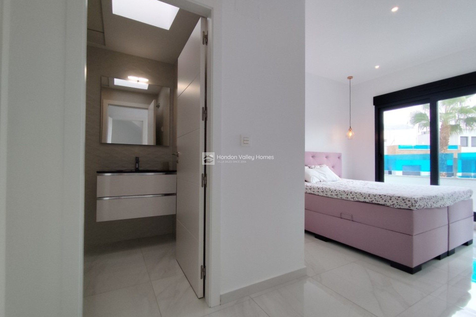 Resale - Apartment - Unknown