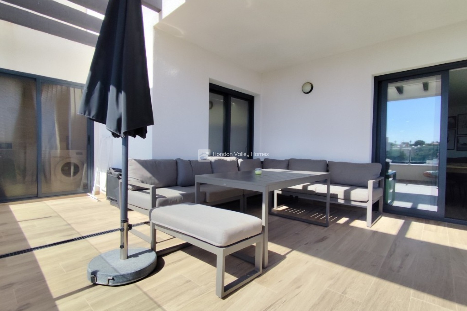 Resale - Apartment - Unknown