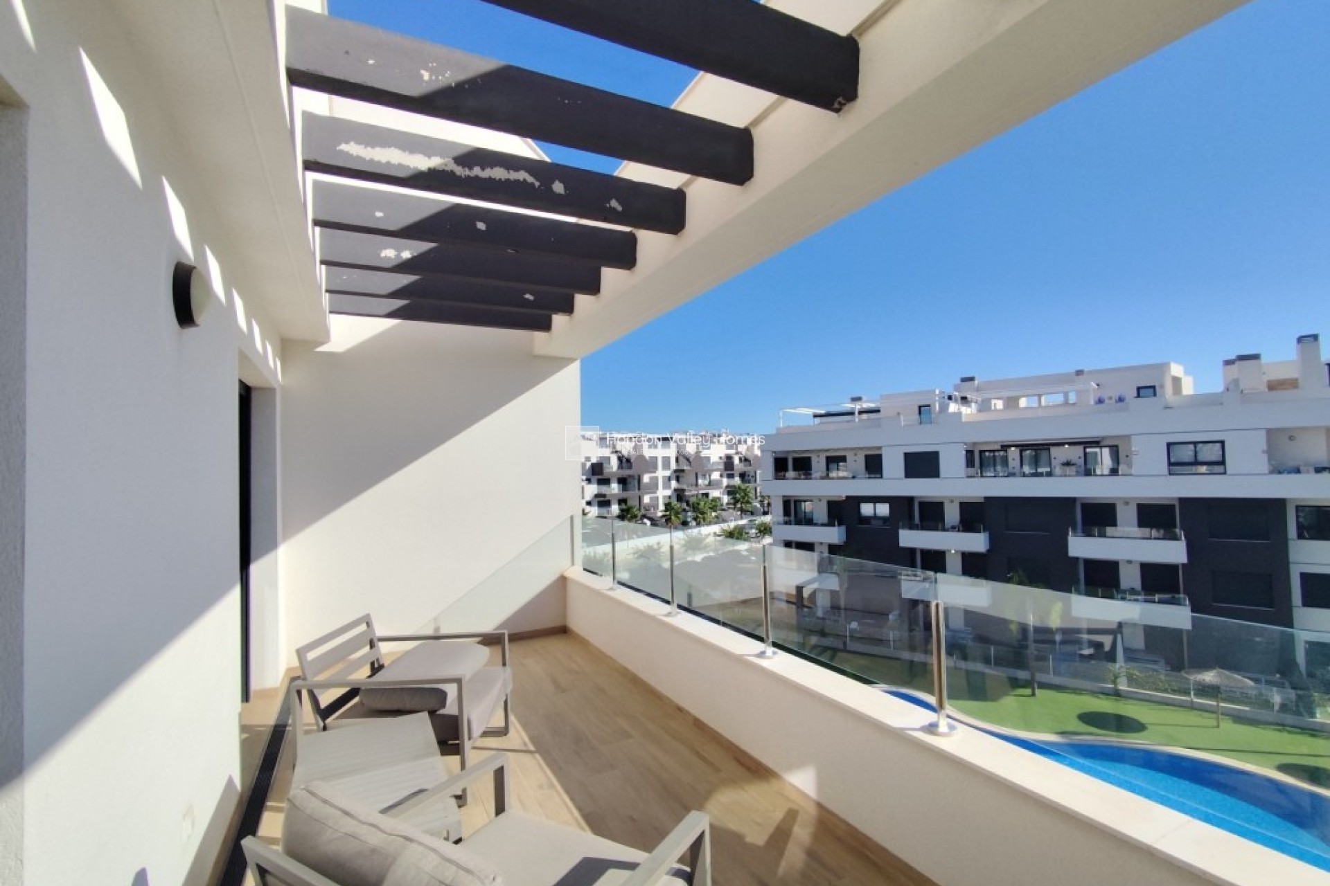 Resale - Apartment - Unknown