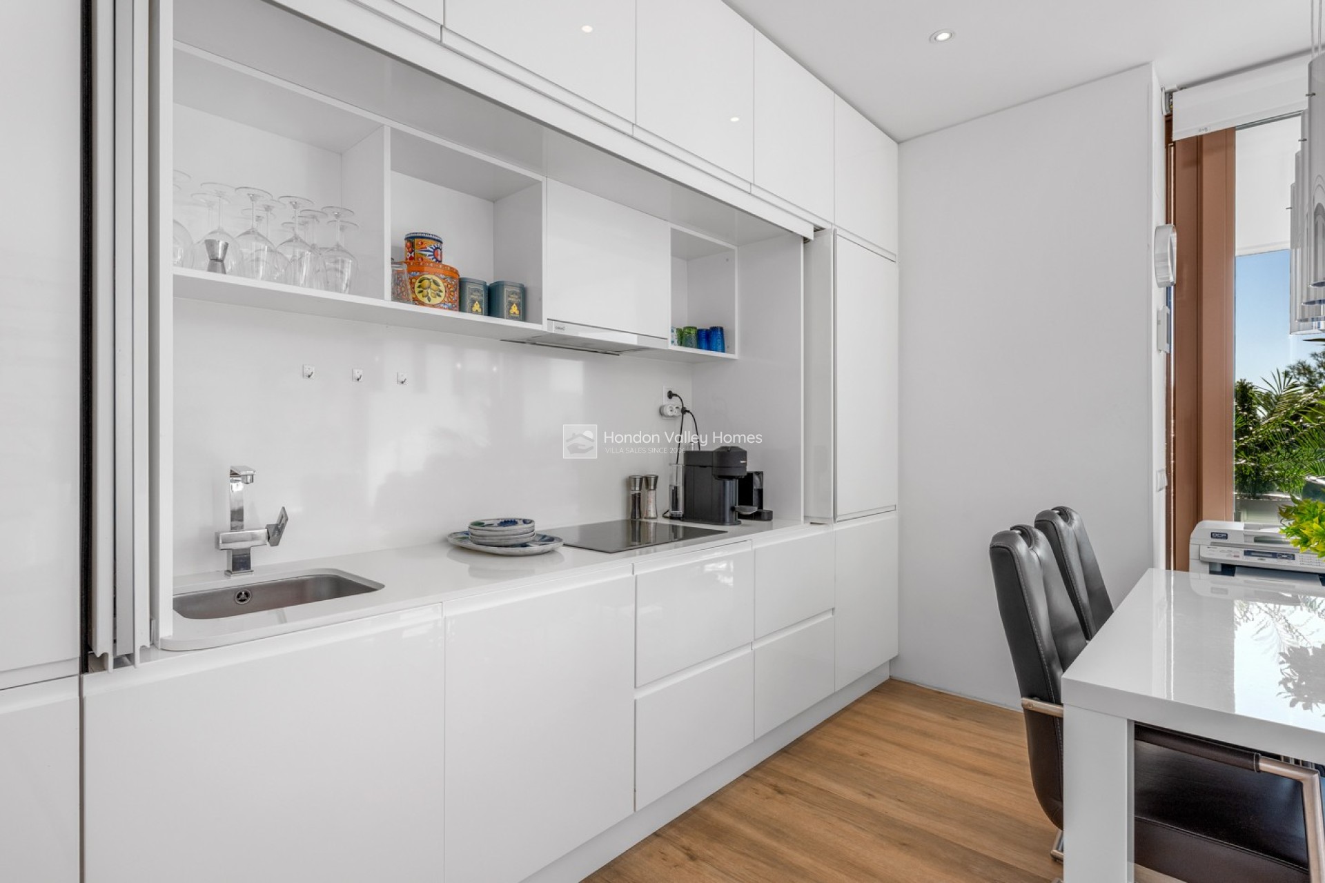 Resale - Apartments - Las Colinas Golf