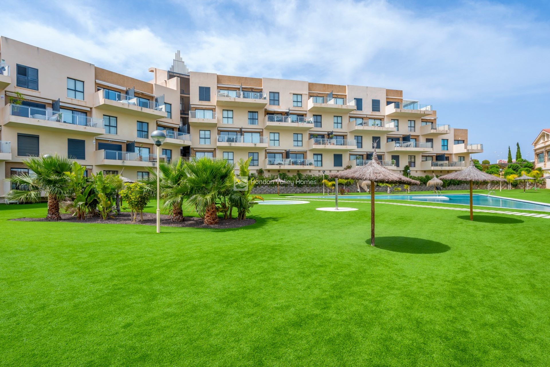Resale - Apartments - Orihuela Costa - La Zenia