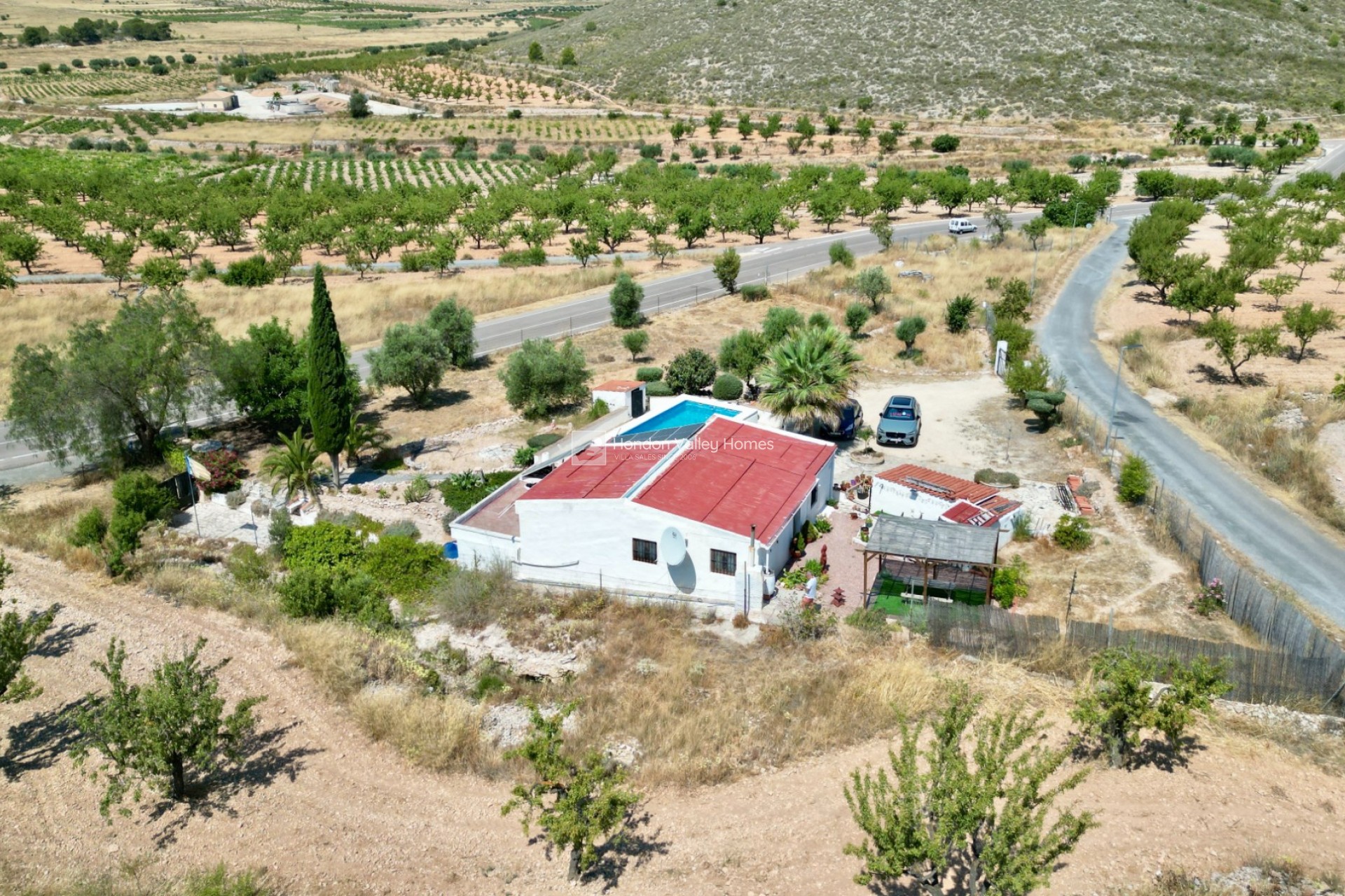 Resale - Cave - Algueña