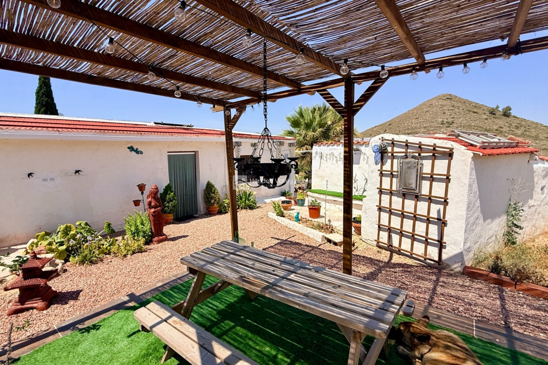 Resale - Cave - Algueña