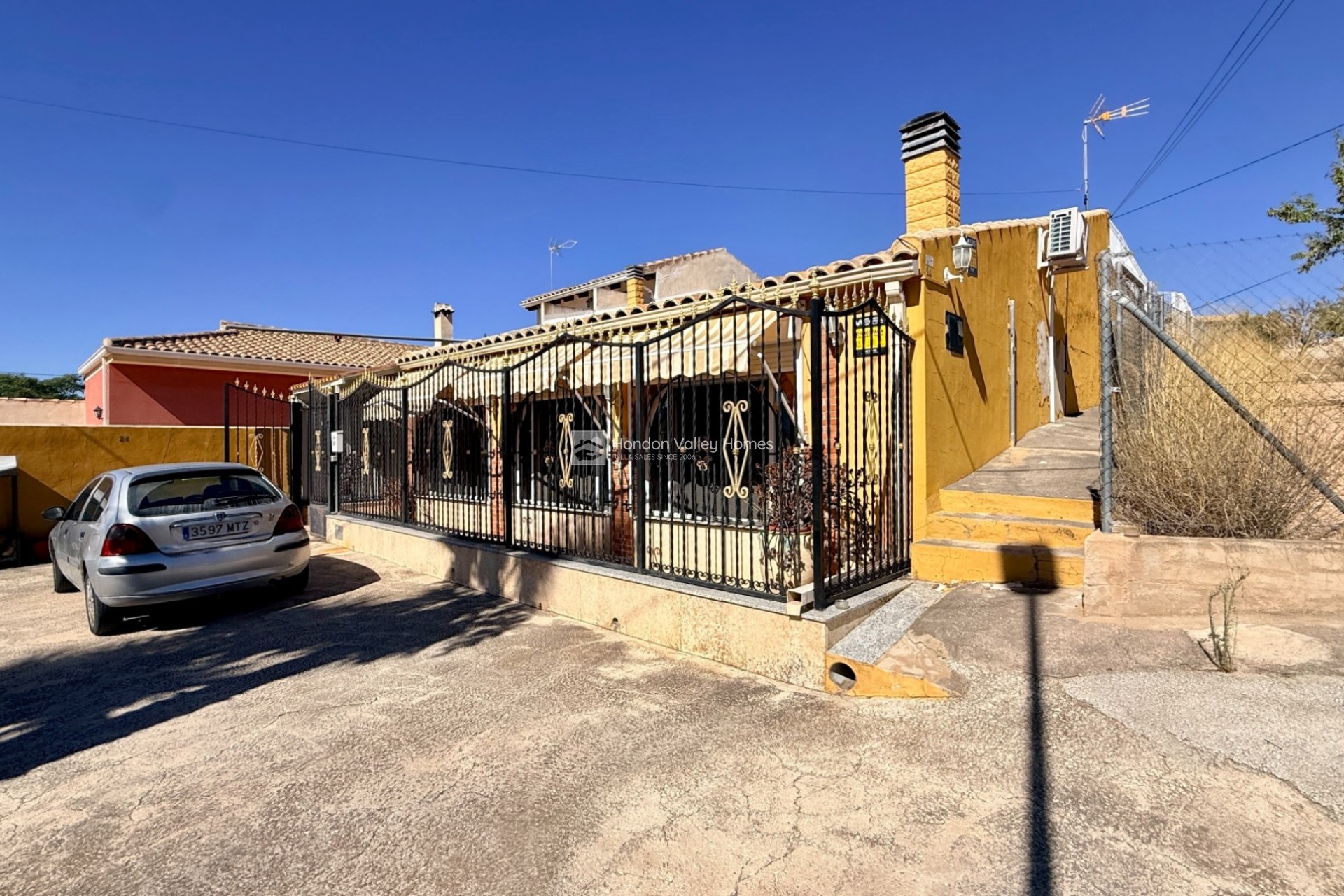 Resale - Cave home - Algueña