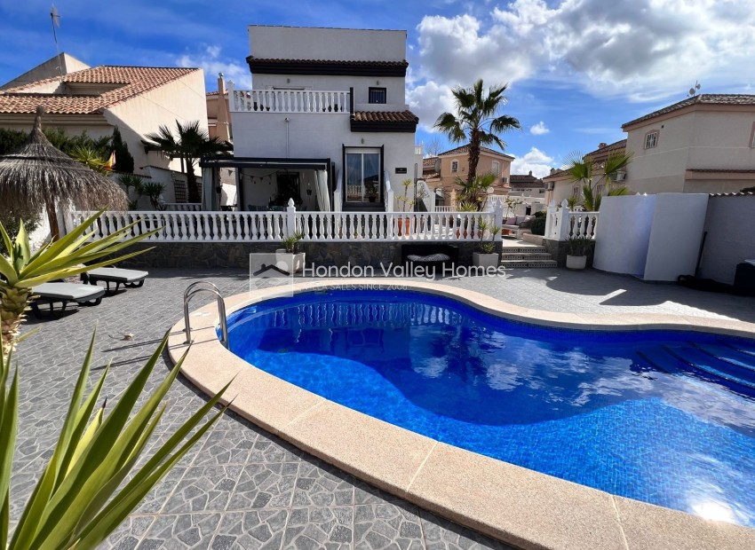 Resale - Detached Villa - Benijofar