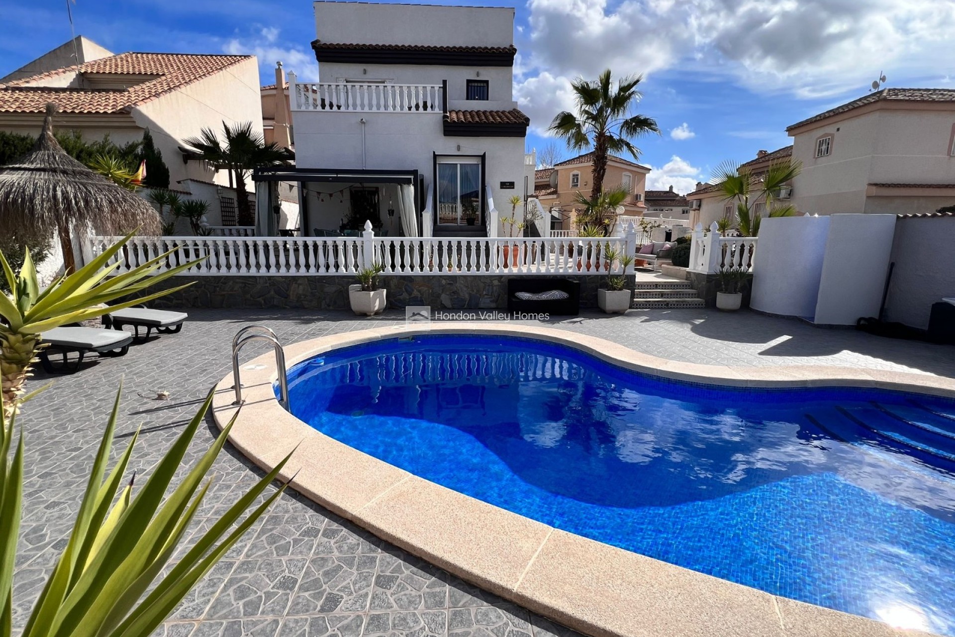 Resale - Detached Villa - Benijofar