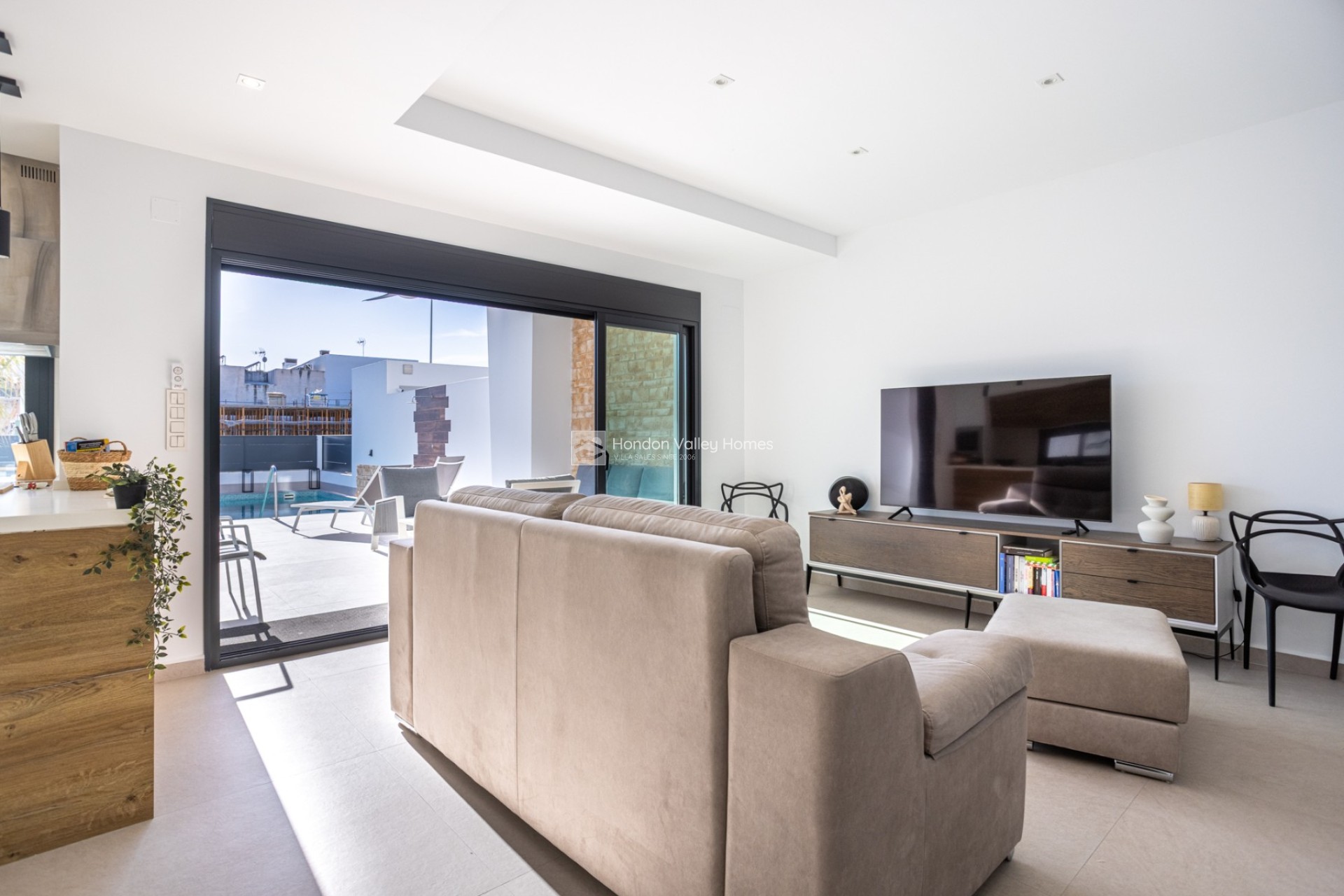 Resale - Detached Villa - Dolores