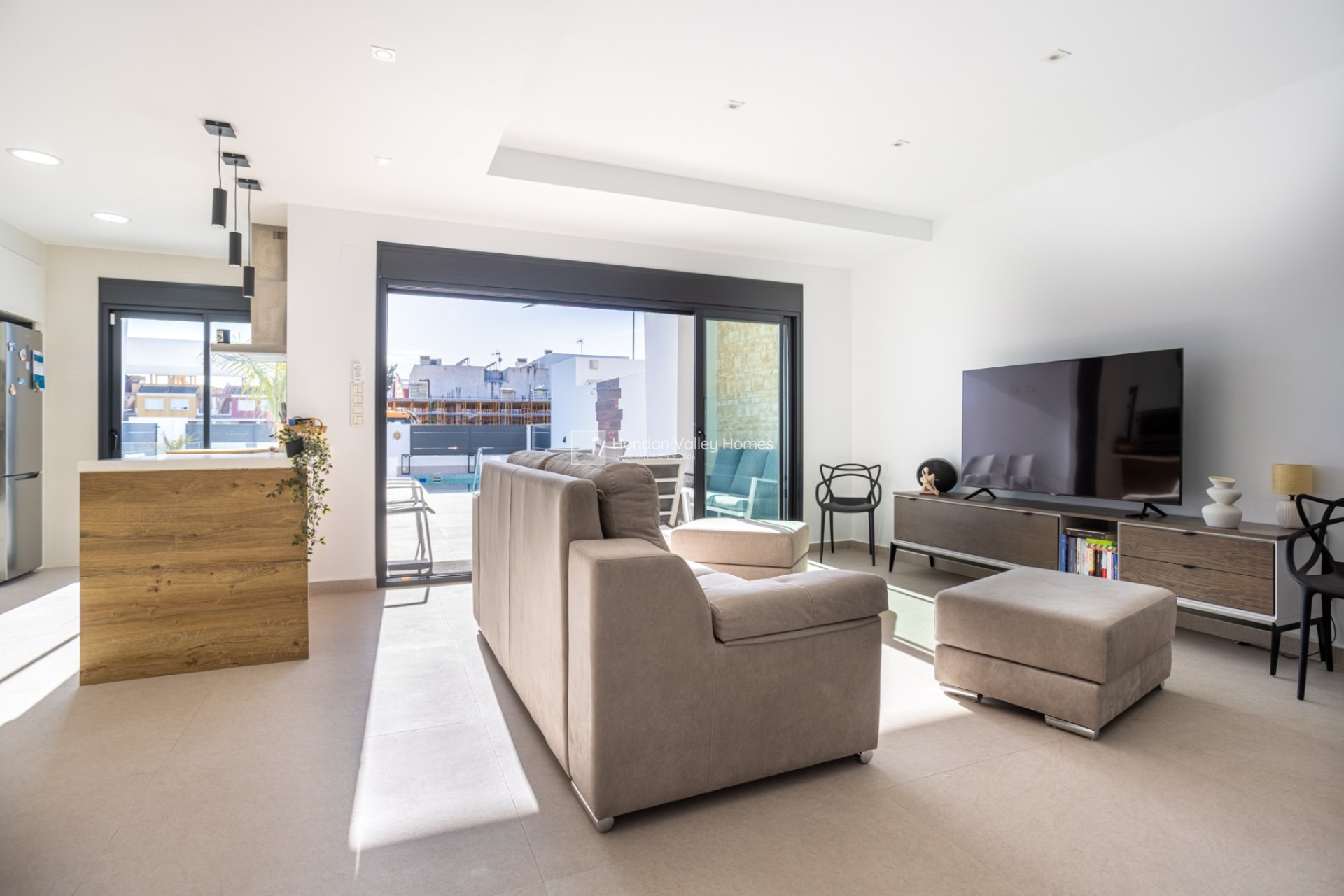 Resale - Detached Villa - Dolores