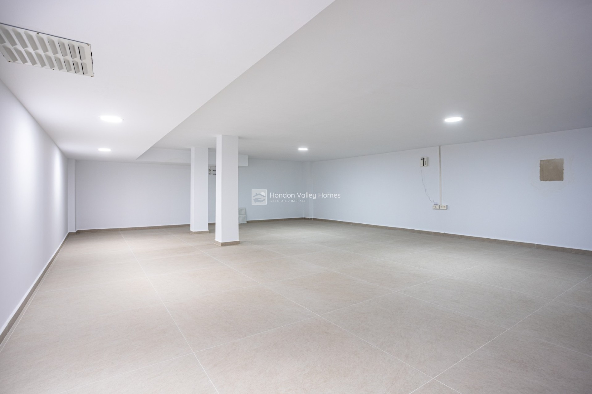 Resale - Detached Villa - Dolores